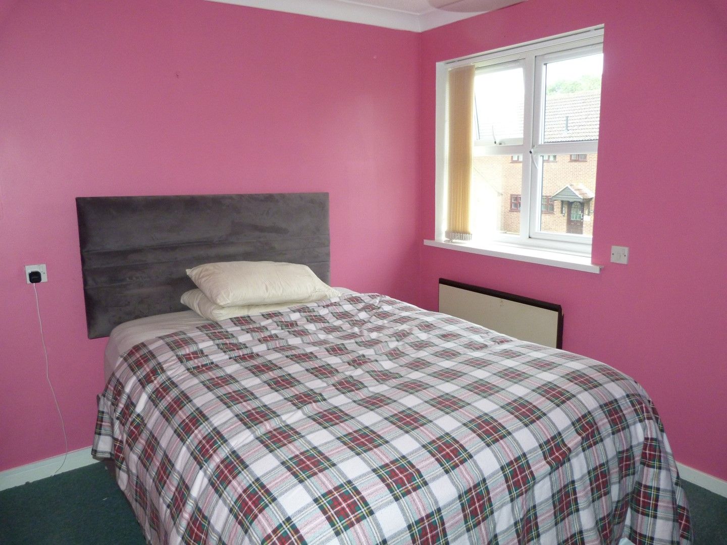 1 bedroom flat flat/apartment For Sale in Broadstairs - Photograph 5