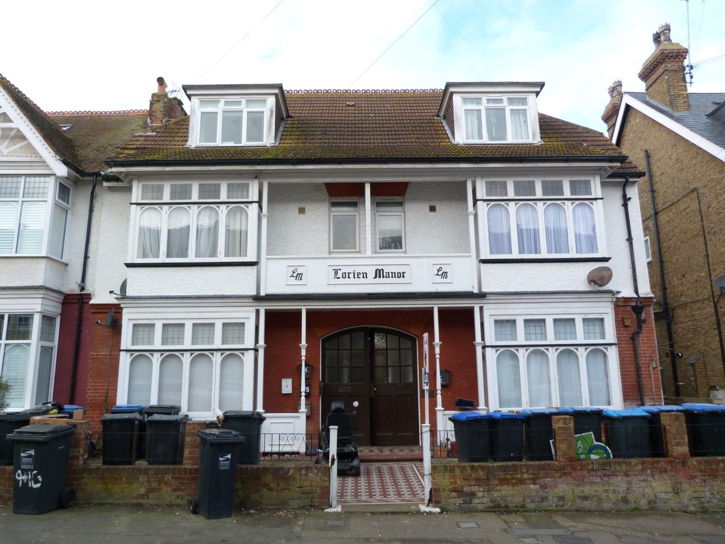 1 bedroom ground floor flat/apartment For Sale in Margate - Photograph 1