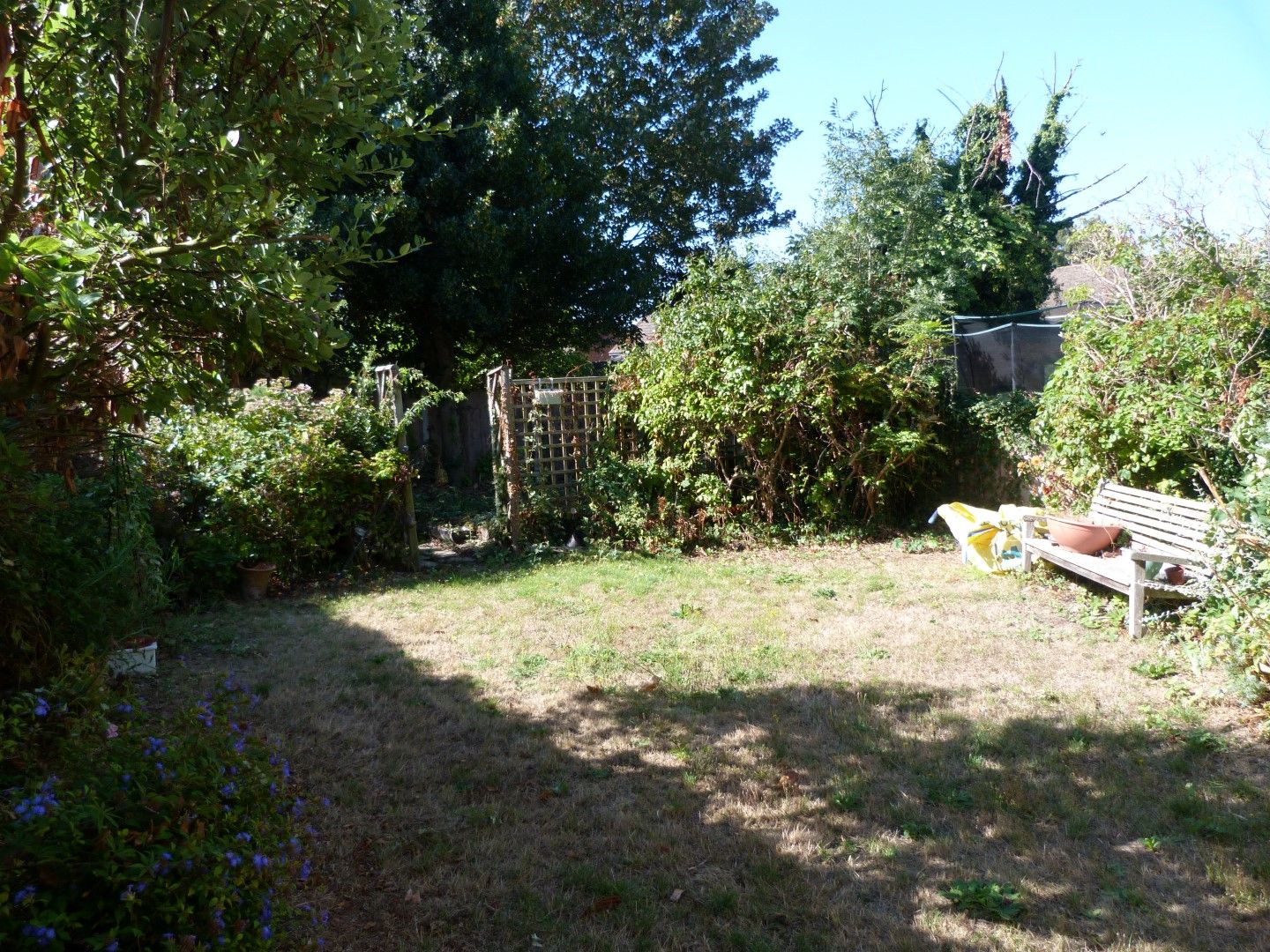 3 bedroom semi-detached house For Sale in Broadstairs - Photograph 8