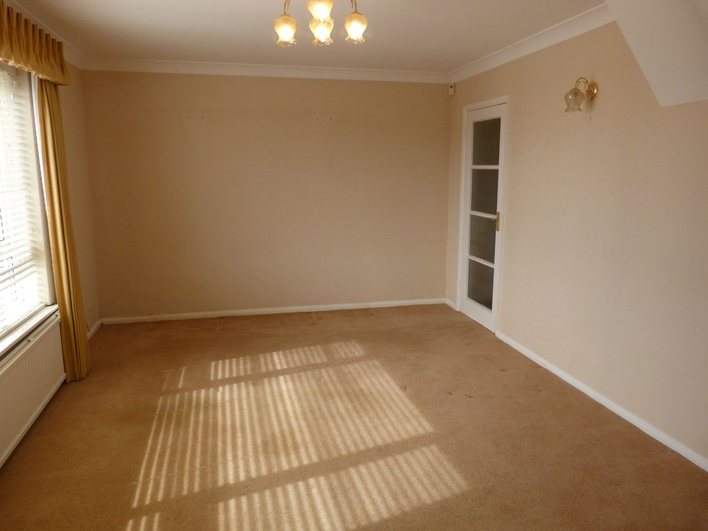 3 bedroom detached house For Sale in Ramsgate - Property photograph