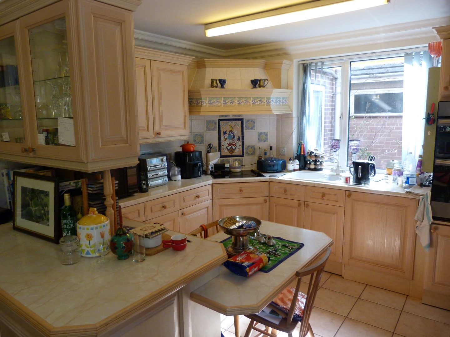 4 bedroom detached house For Sale in Broadstairs - Photograph 6