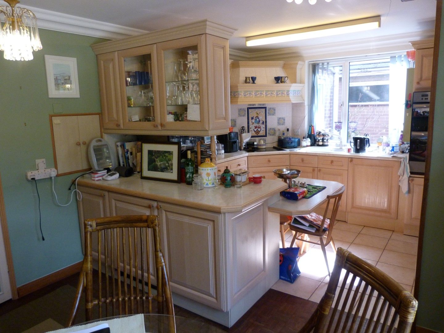 4 bedroom detached house For Sale in Broadstairs - Photograph 7