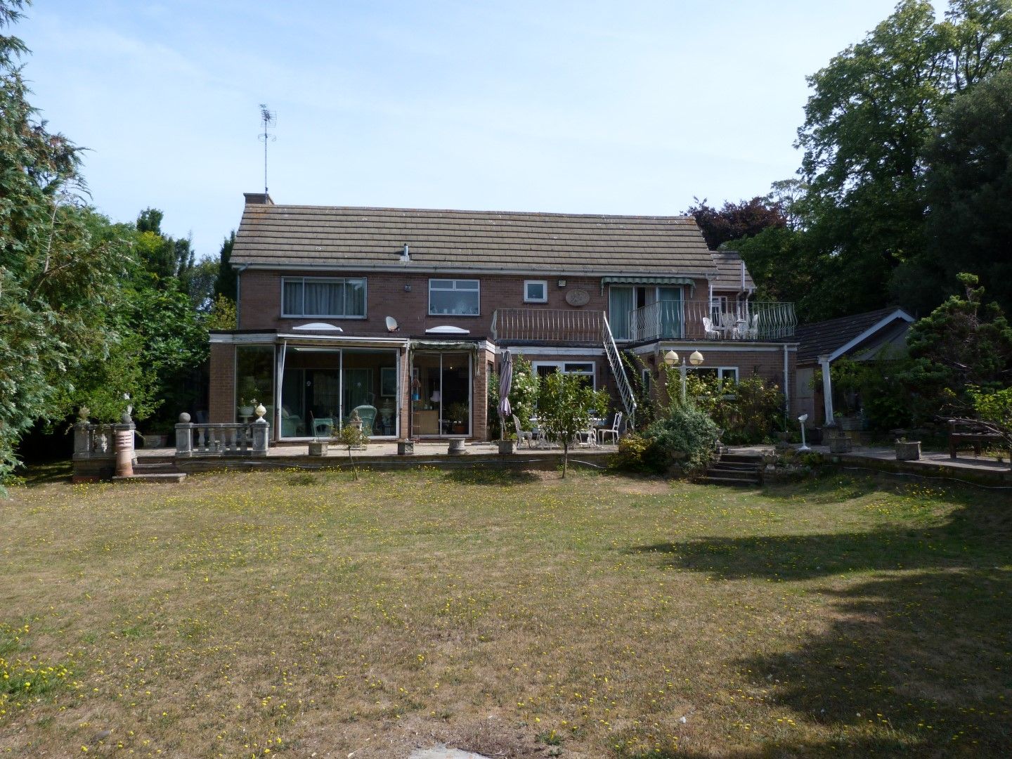 4 bedroom detached house For Sale in Broadstairs - Photograph 15