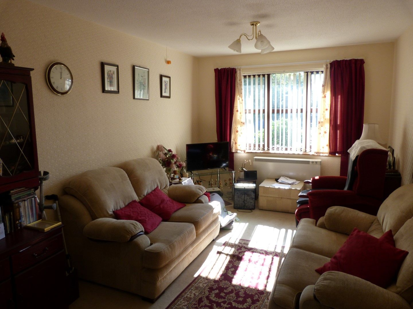 1 bedroom flat flat/apartment For Sale in Broadstairs - Photograph 2