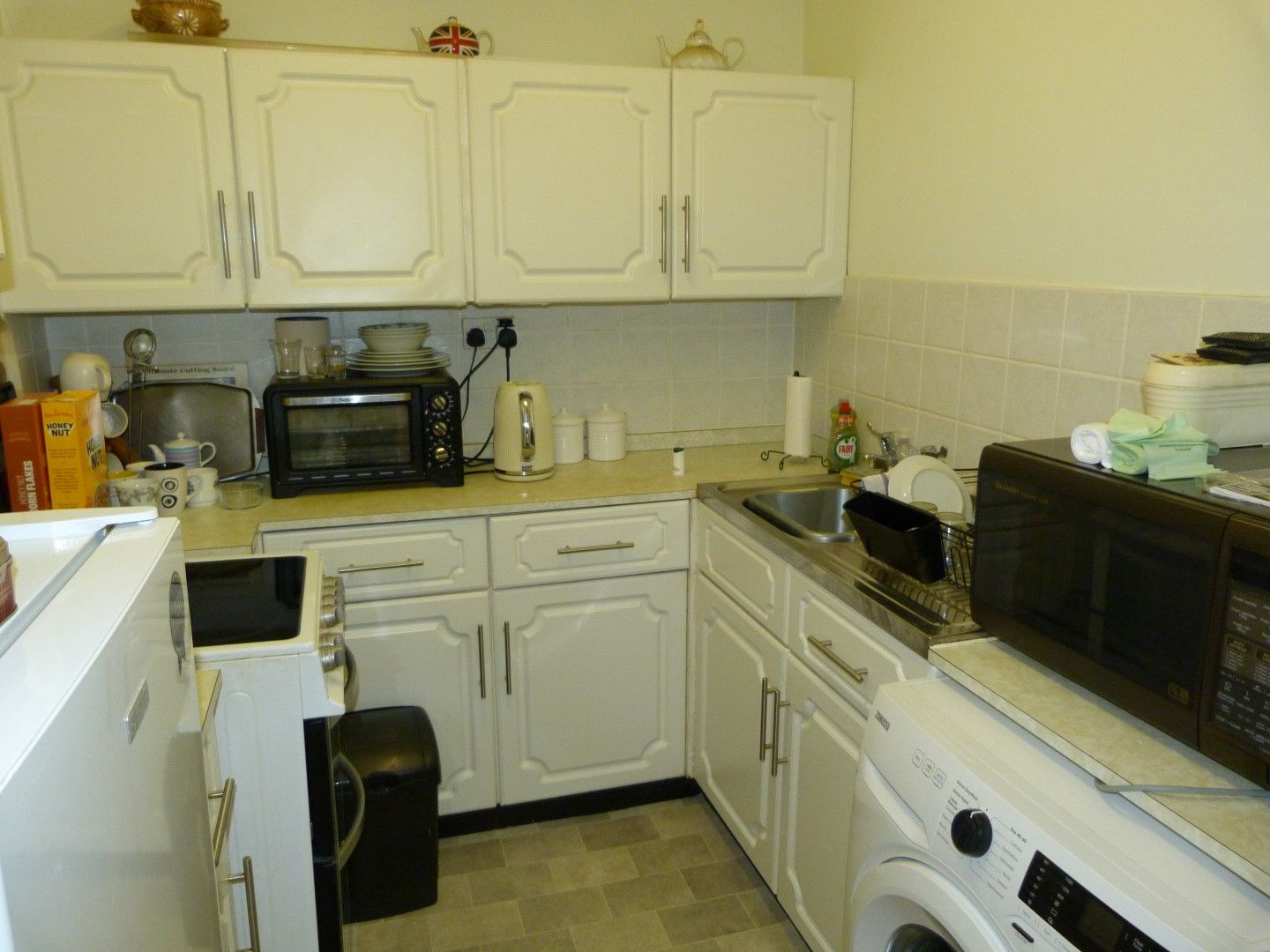 1 bedroom flat flat/apartment For Sale in Broadstairs - Photograph 3
