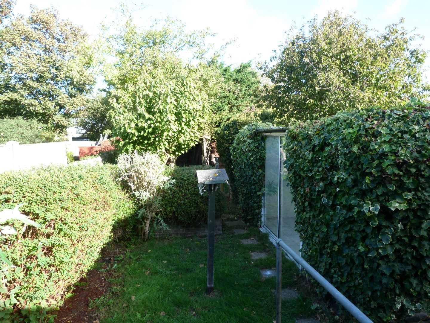 3 bedroom semi-detached house For Sale in Margate - Photograph 8