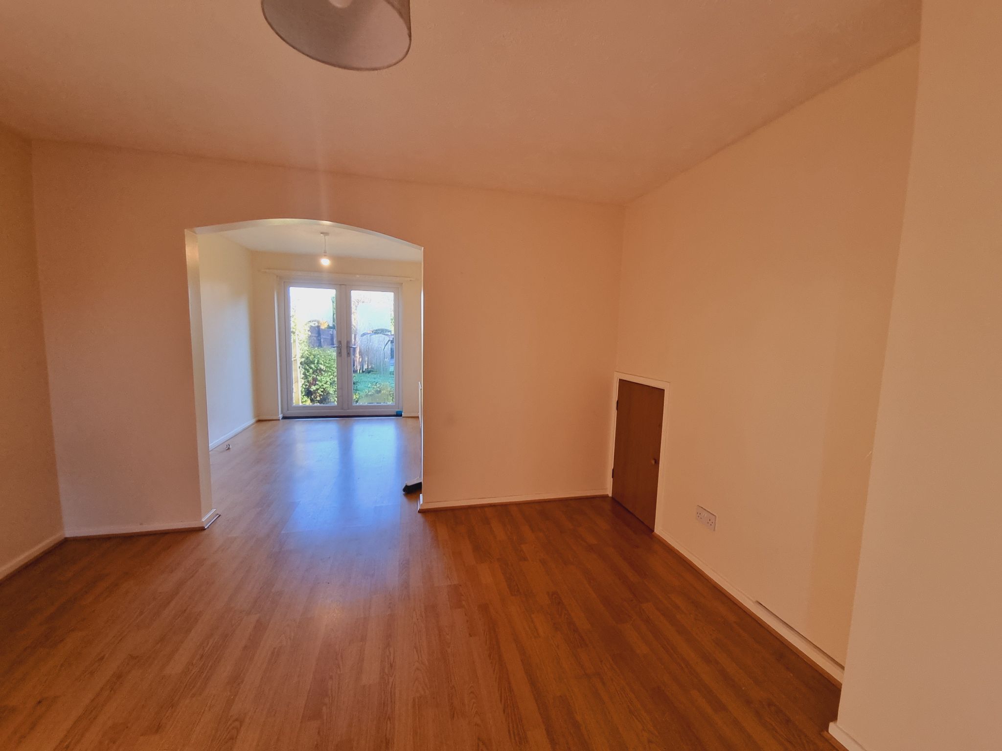 3 bedroom semi-detached house To Let in Bradford - Property photograph.