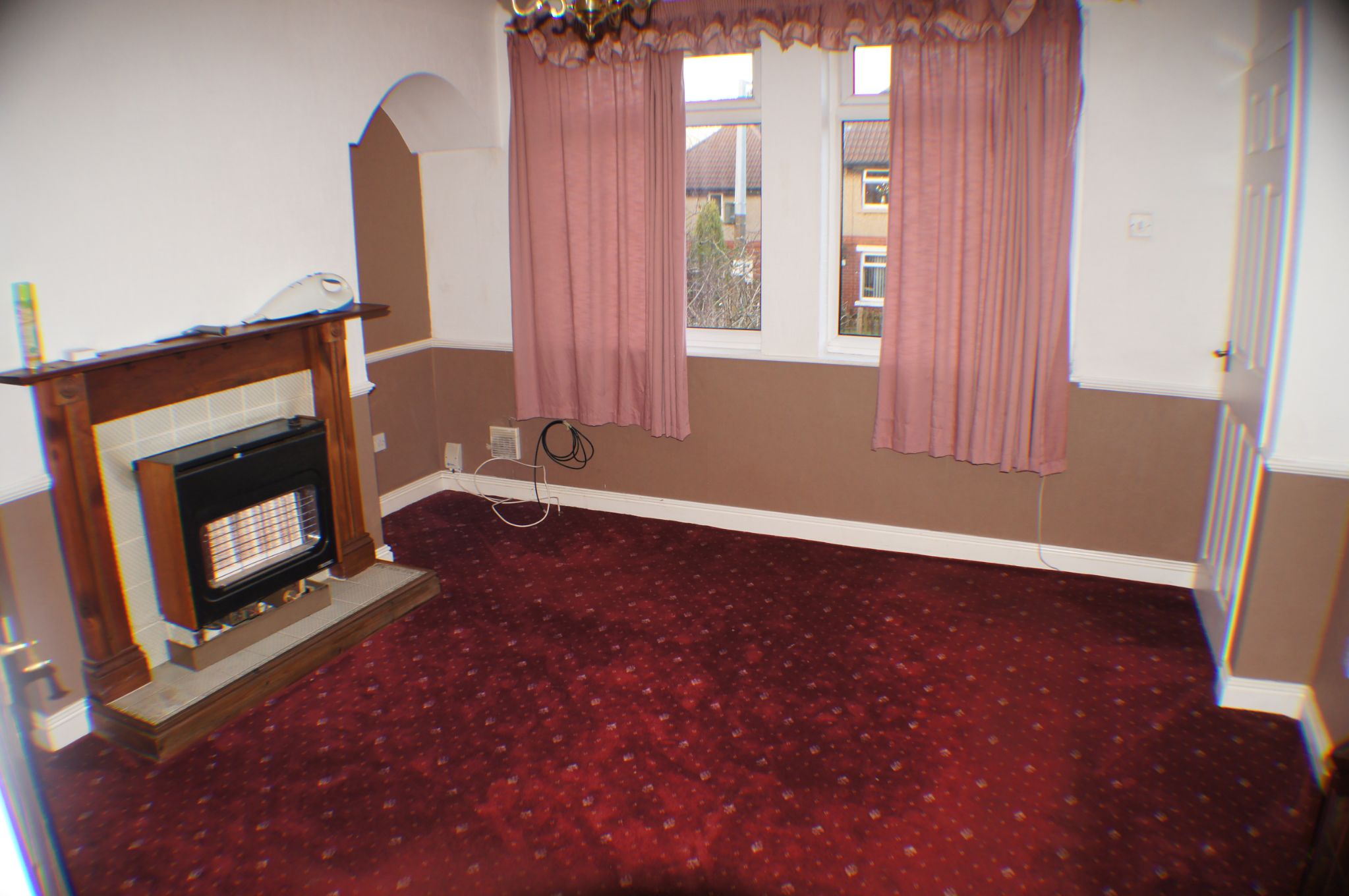 2 bedroom semi-detached house To Let in Bradford - Property photograph.