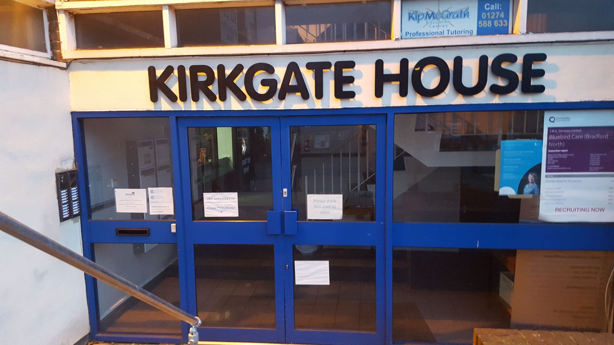 Office To Let in Bradford - Photograph 2.