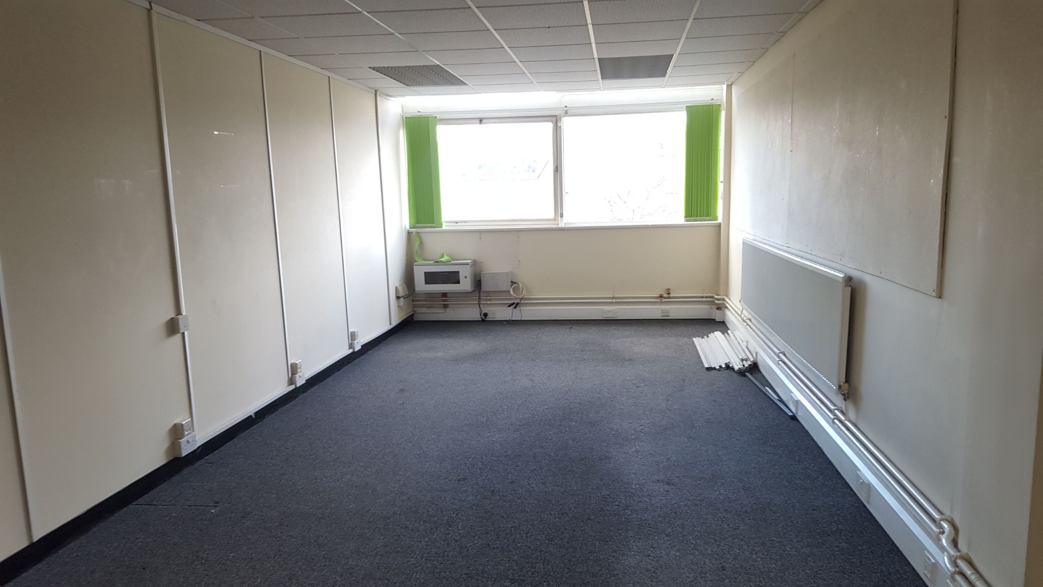 Office To Let in Bradford - Photograph 4.