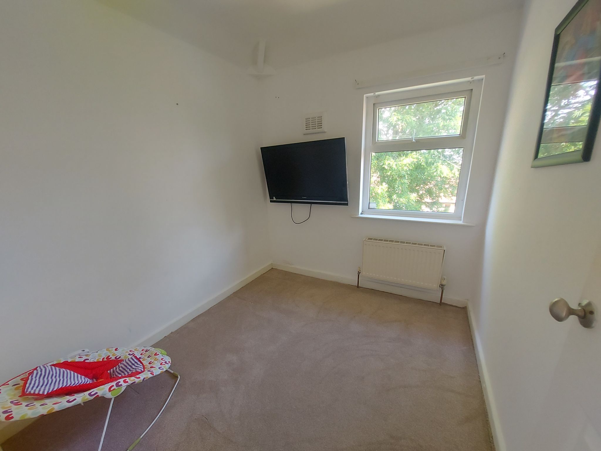 3 bedroom semi-detached house To Let in Bradford - Property photograph.