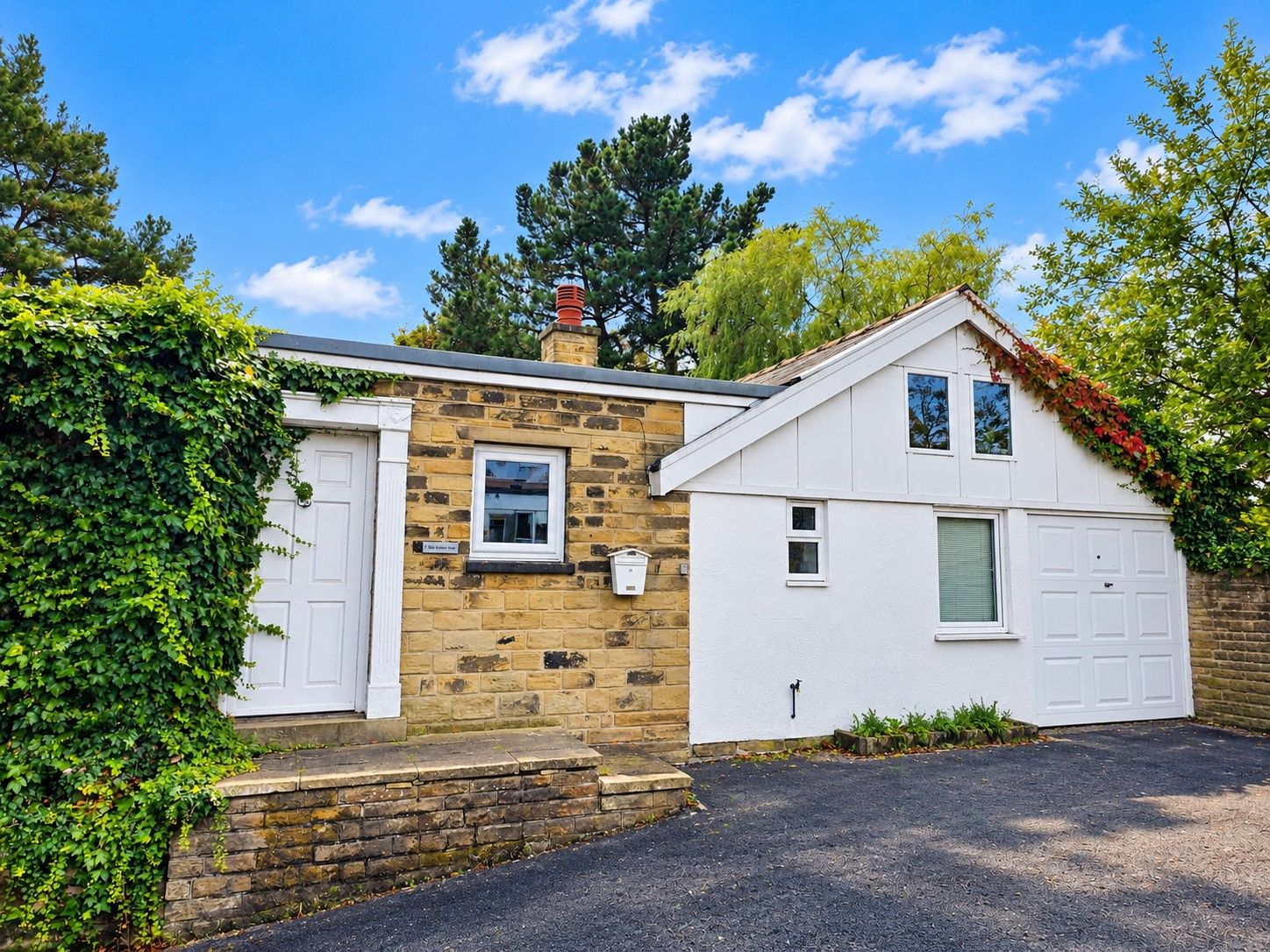 1 bedroom flat flat/apartment To Let in Bradford - Property photograph.