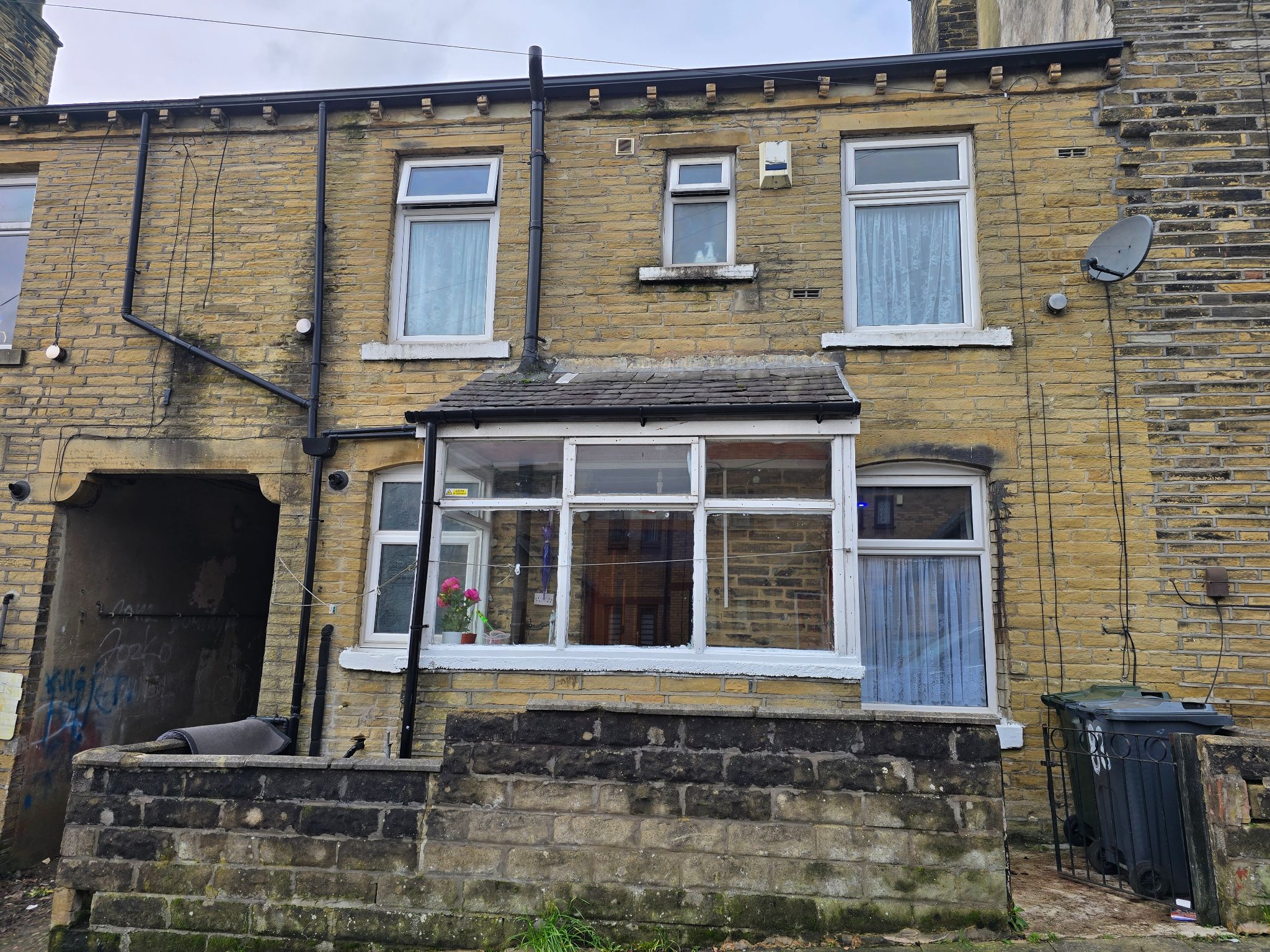 2 bedroom mid terraced house Sale Agreed in Bradford - Photograph 1.