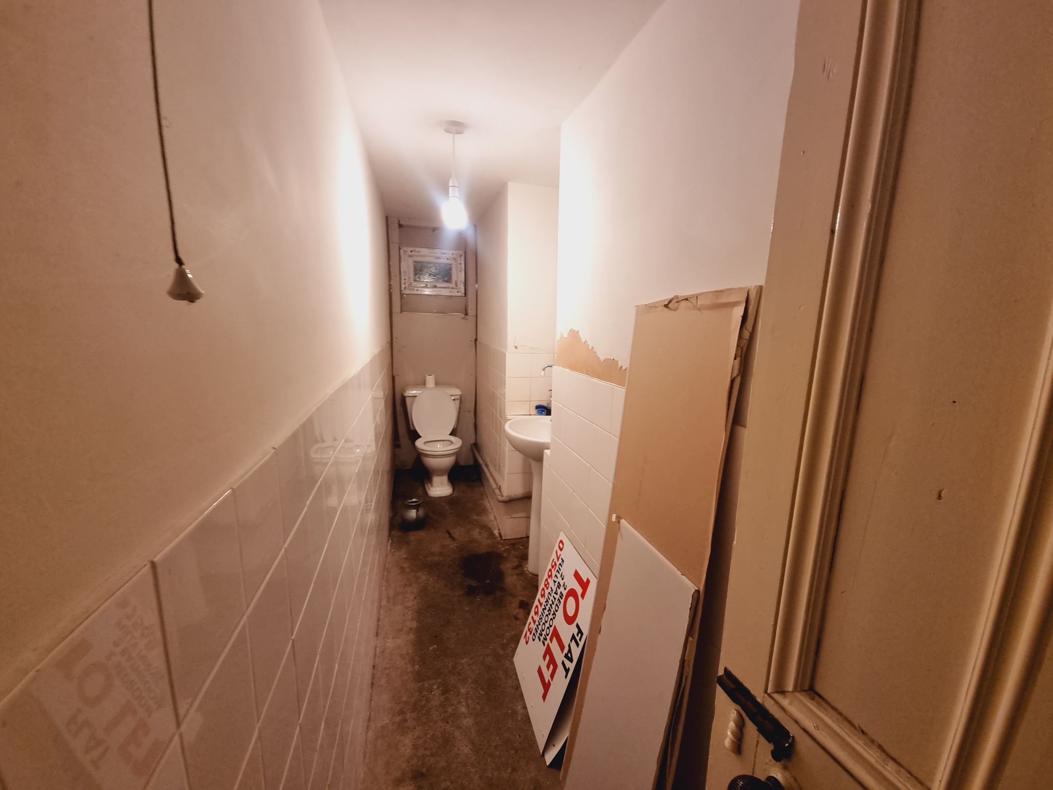  - 69 West Gate Basement WC