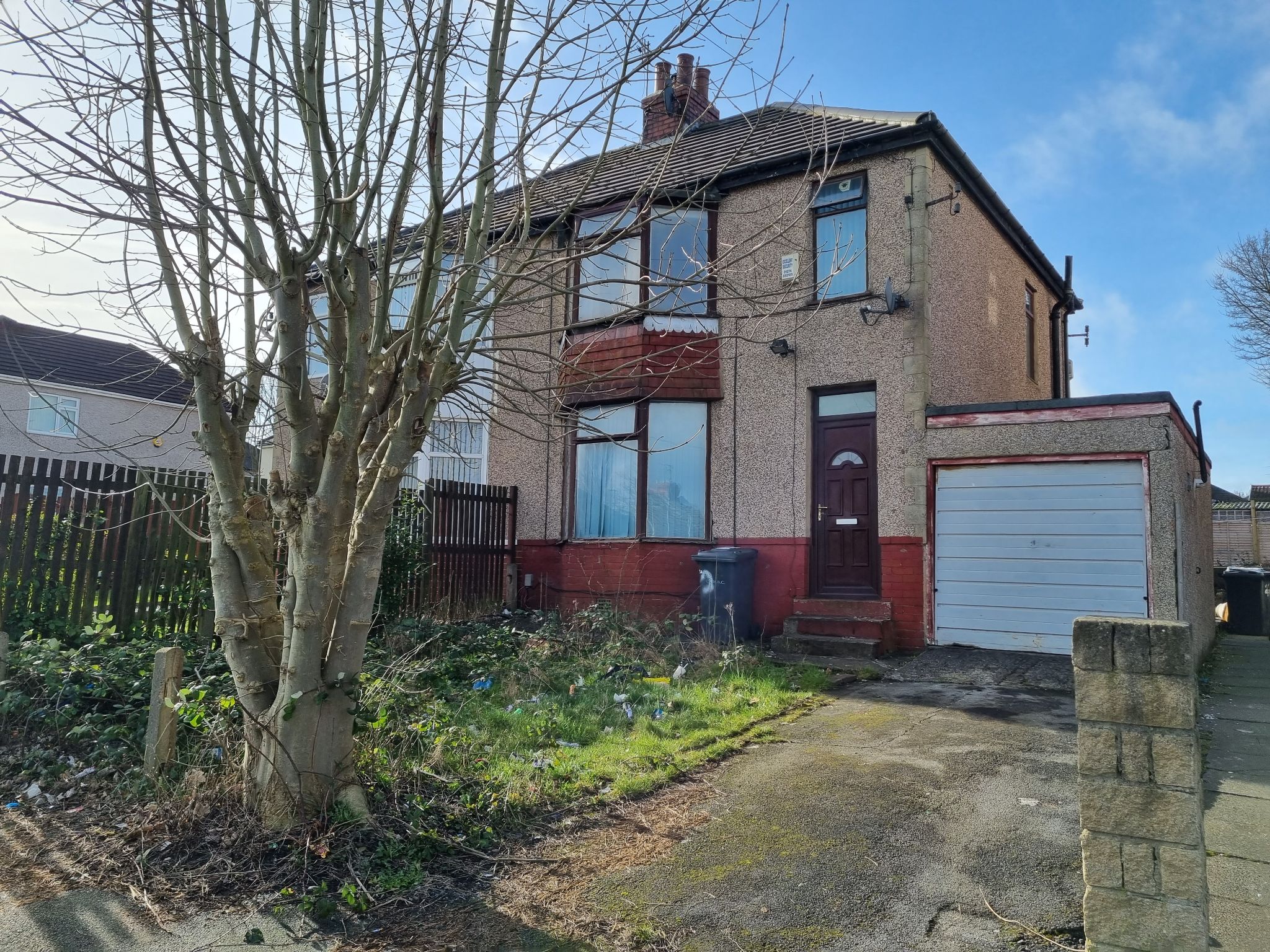 3 bedroom semi-detached house SSTC in Bradford - Photograph 1.