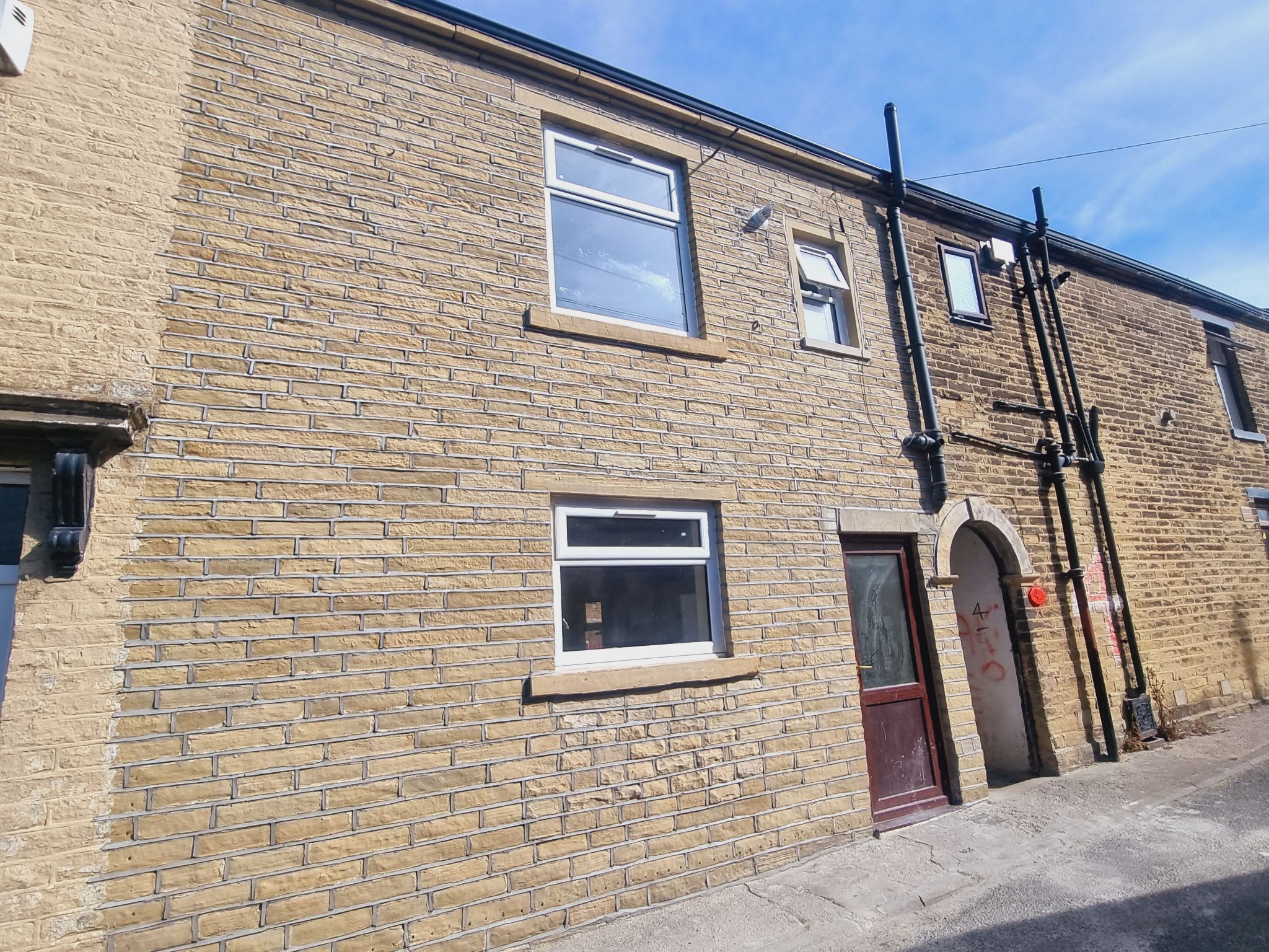  - Photograph 12