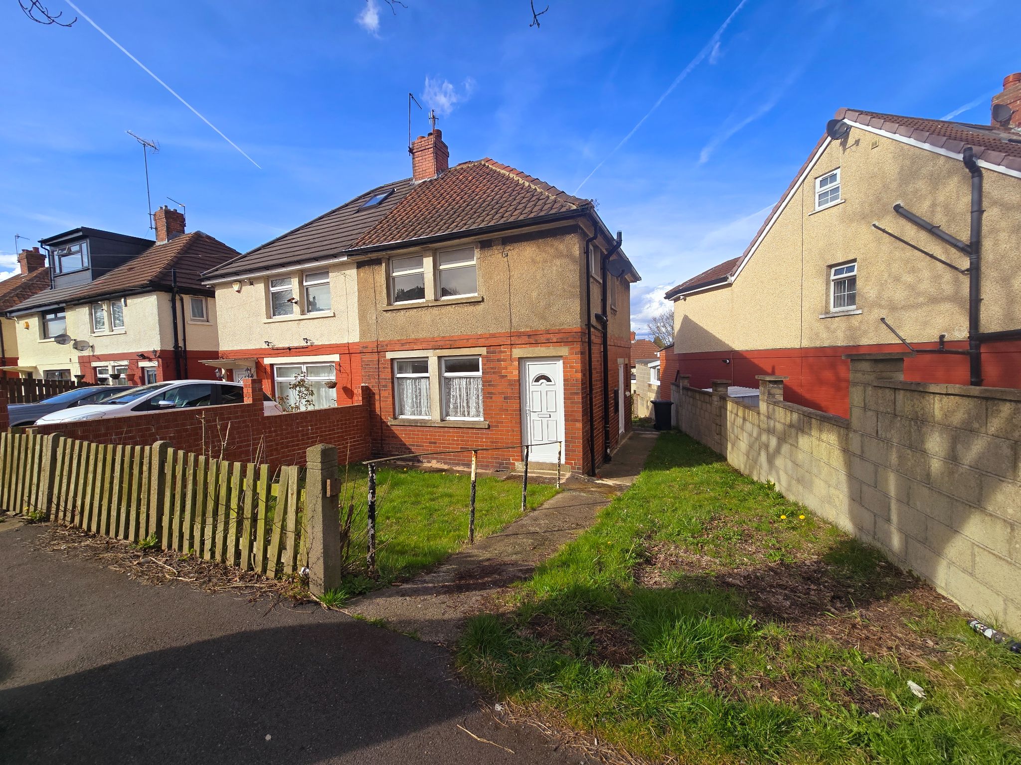 3 bedroom semi-detached house SSTC in Bradford - Photograph 1.