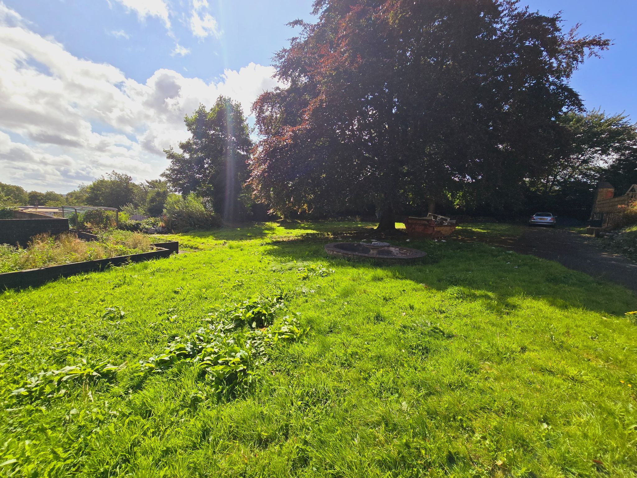  - Photograph 14
