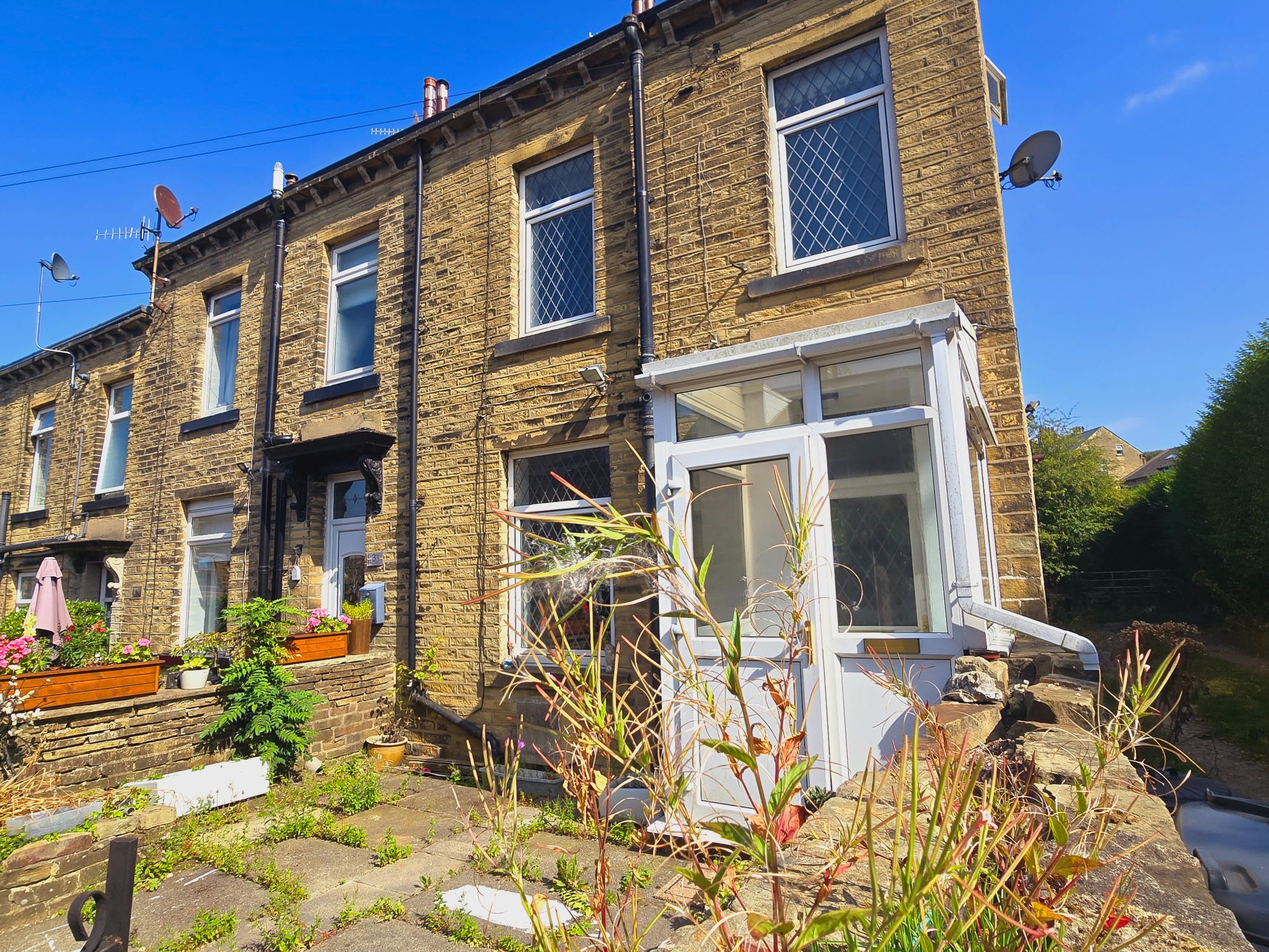 2 bedroom end terraced house SSTC in Bradford - Photograph 1.
