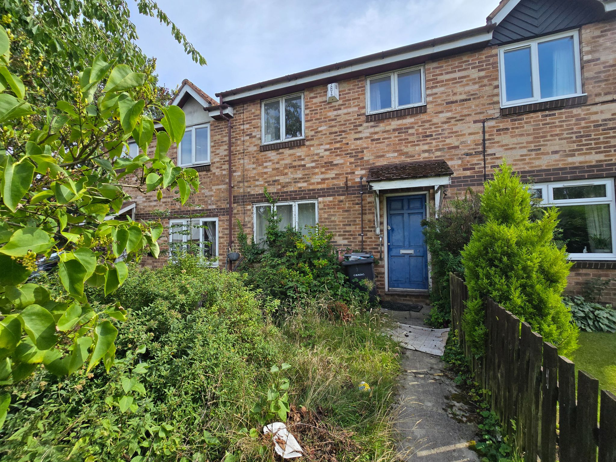 3 bedroom mid terraced house SSTC in Bradford - Photograph 1.