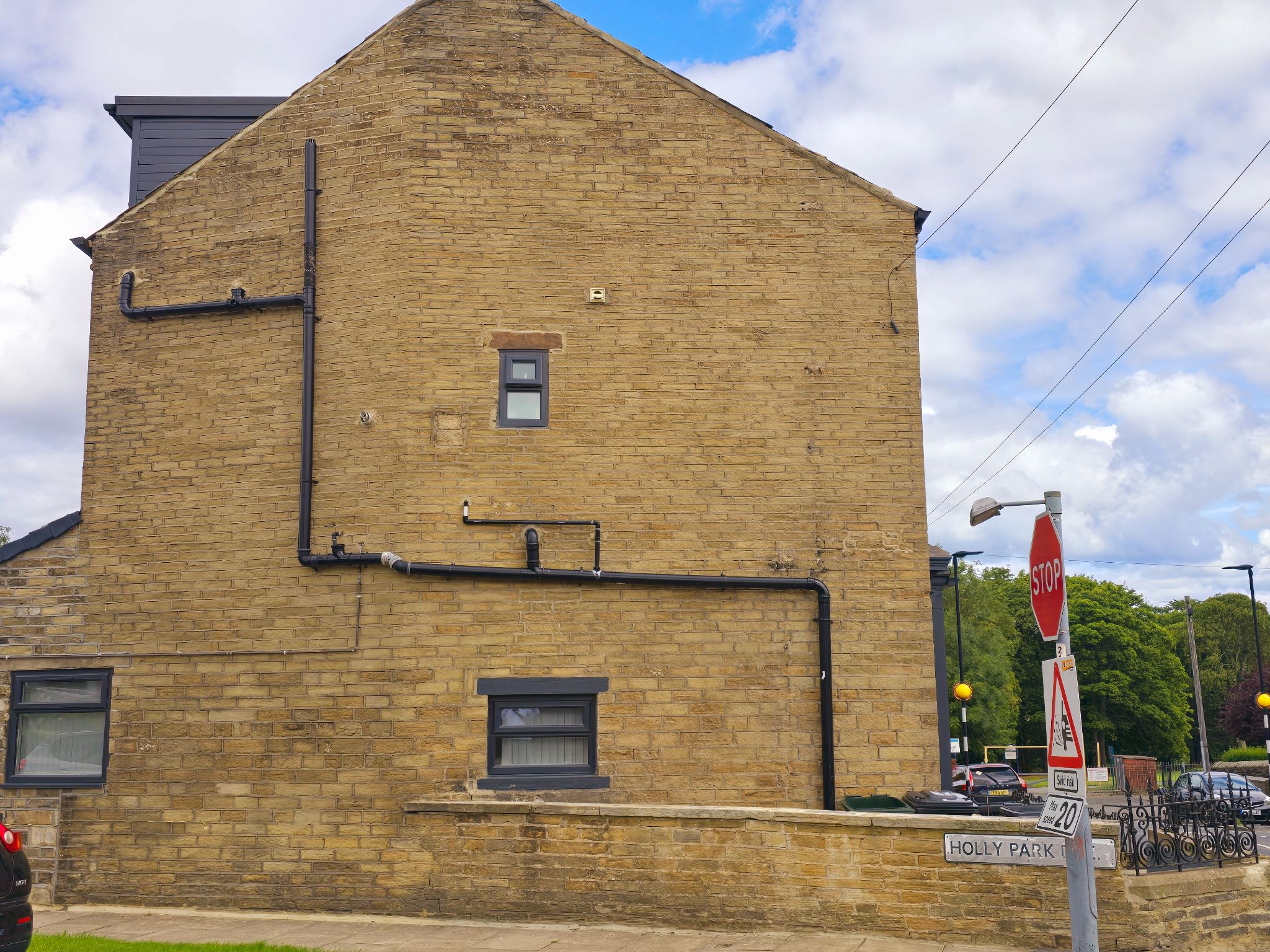  - Photograph 20