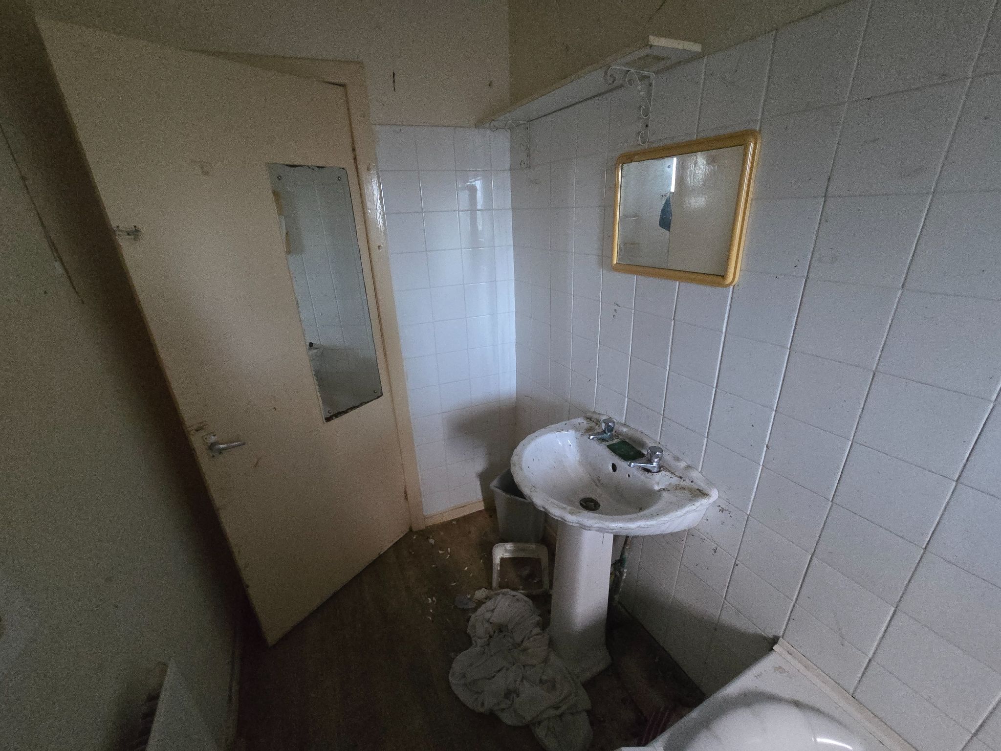 - Photograph 29