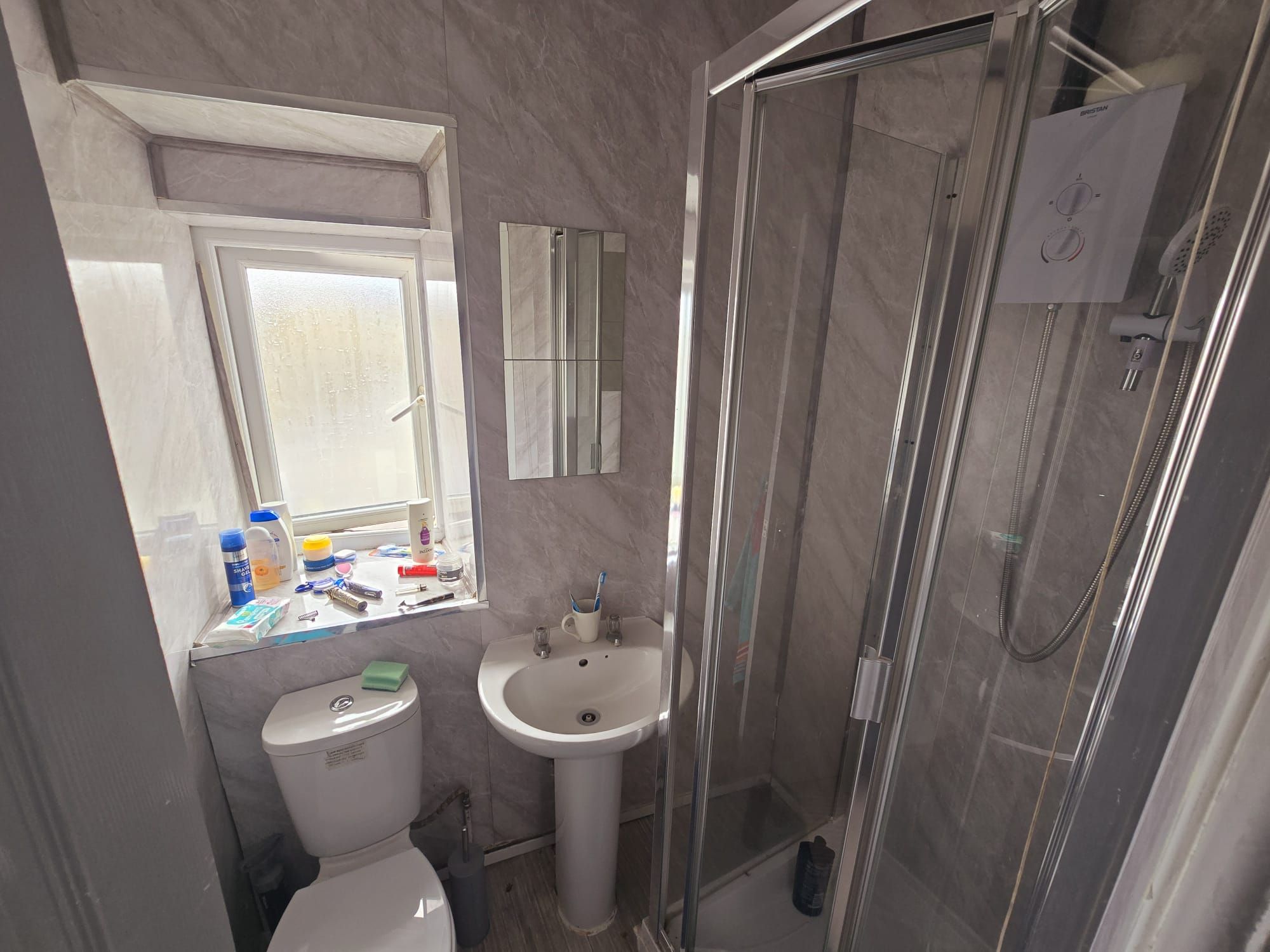  - Flat 2 -Bathroom/shower