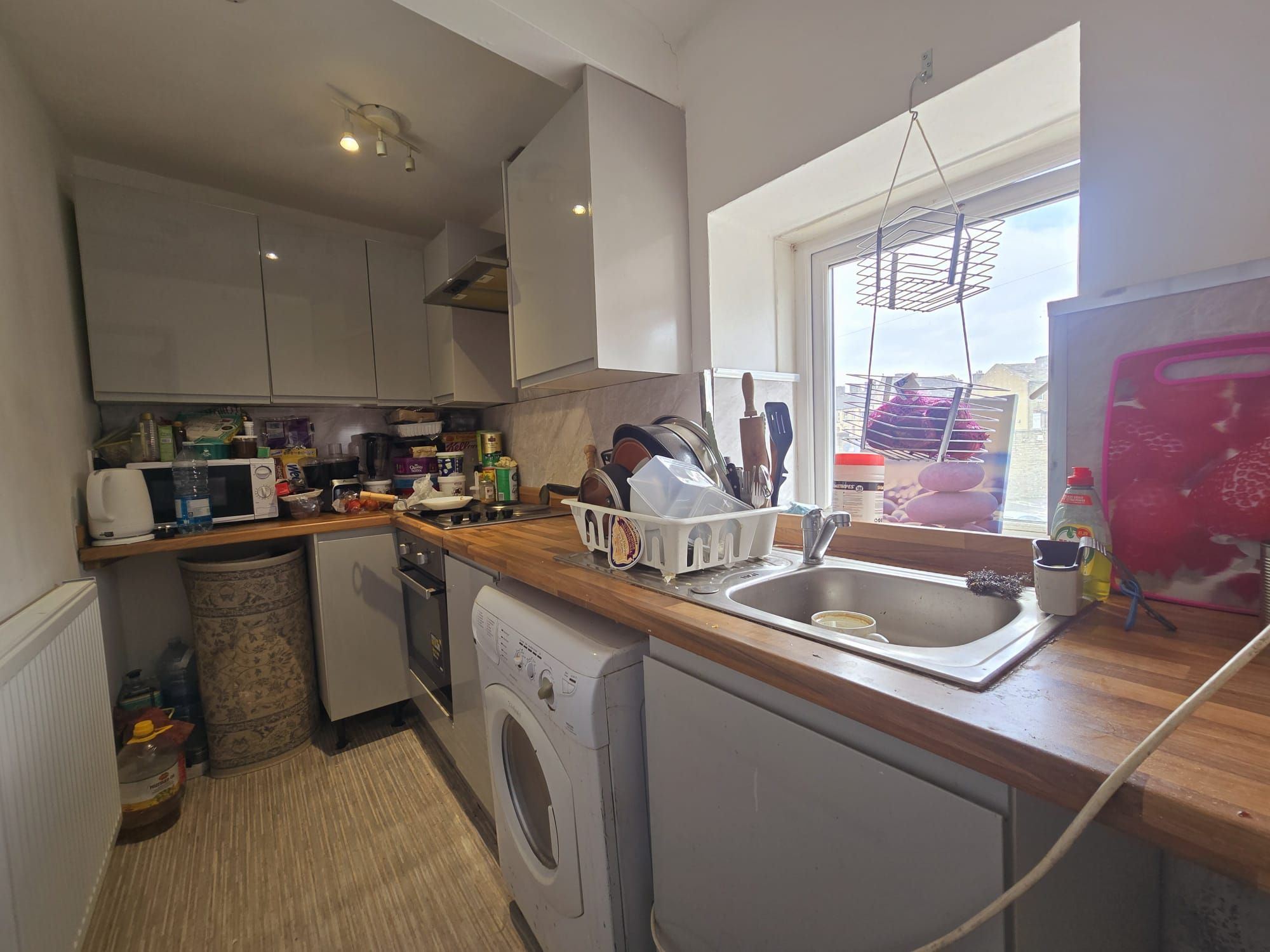  - Flat 2 - Kitchen