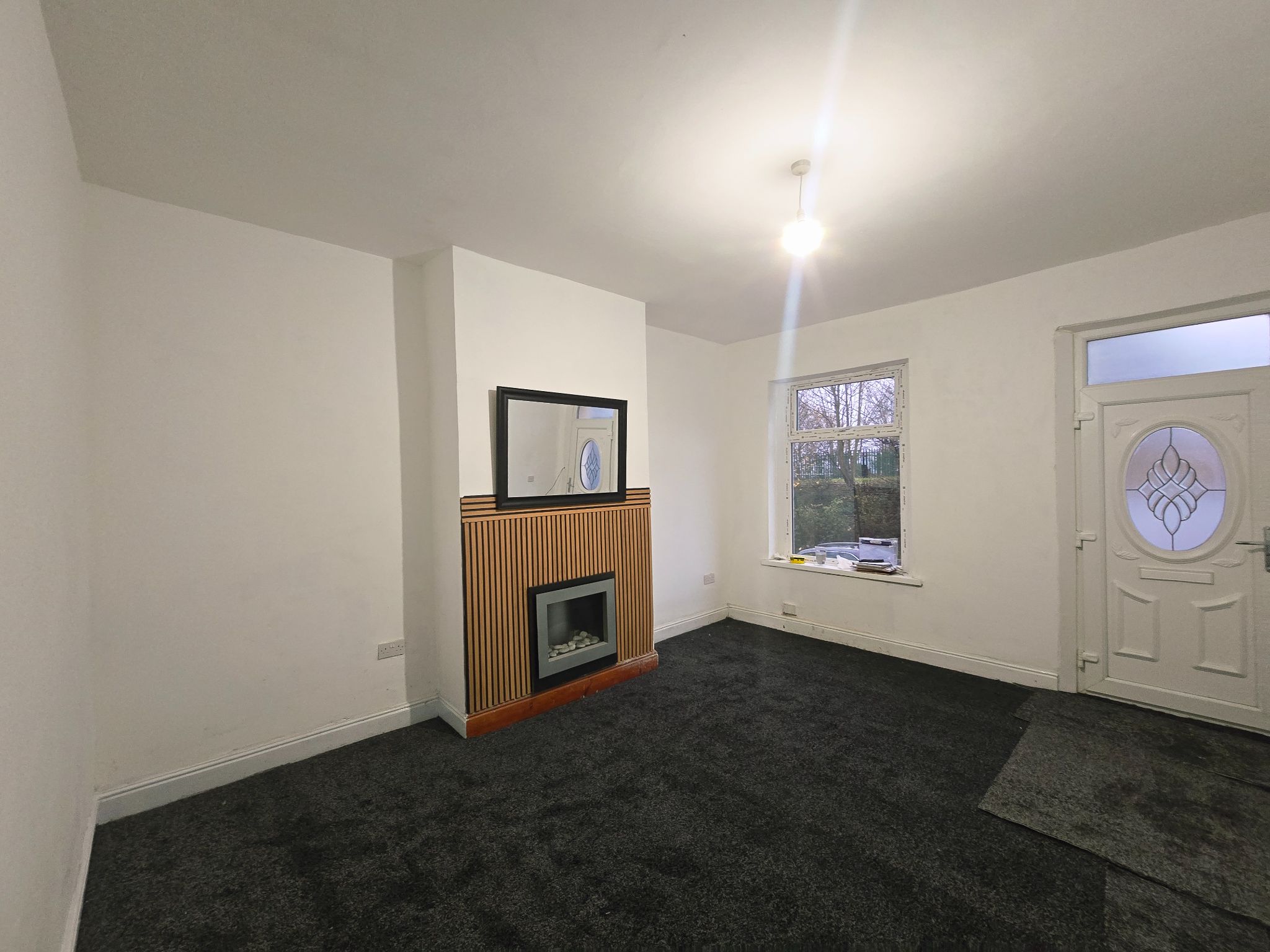 - Ent Living Room