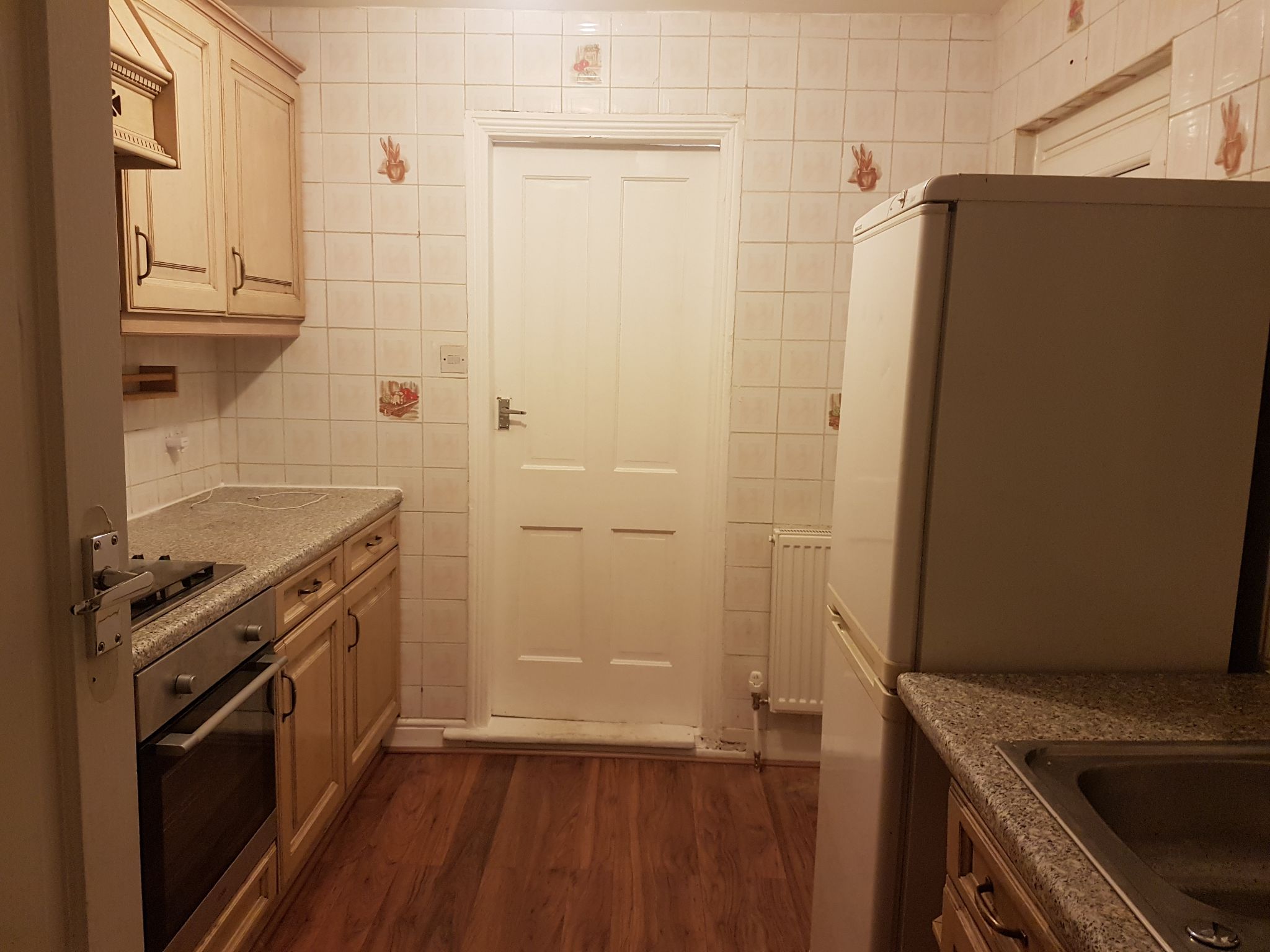 1 bedroom ground floor flat/apartment To Let in High Wycombe - Property photograph.