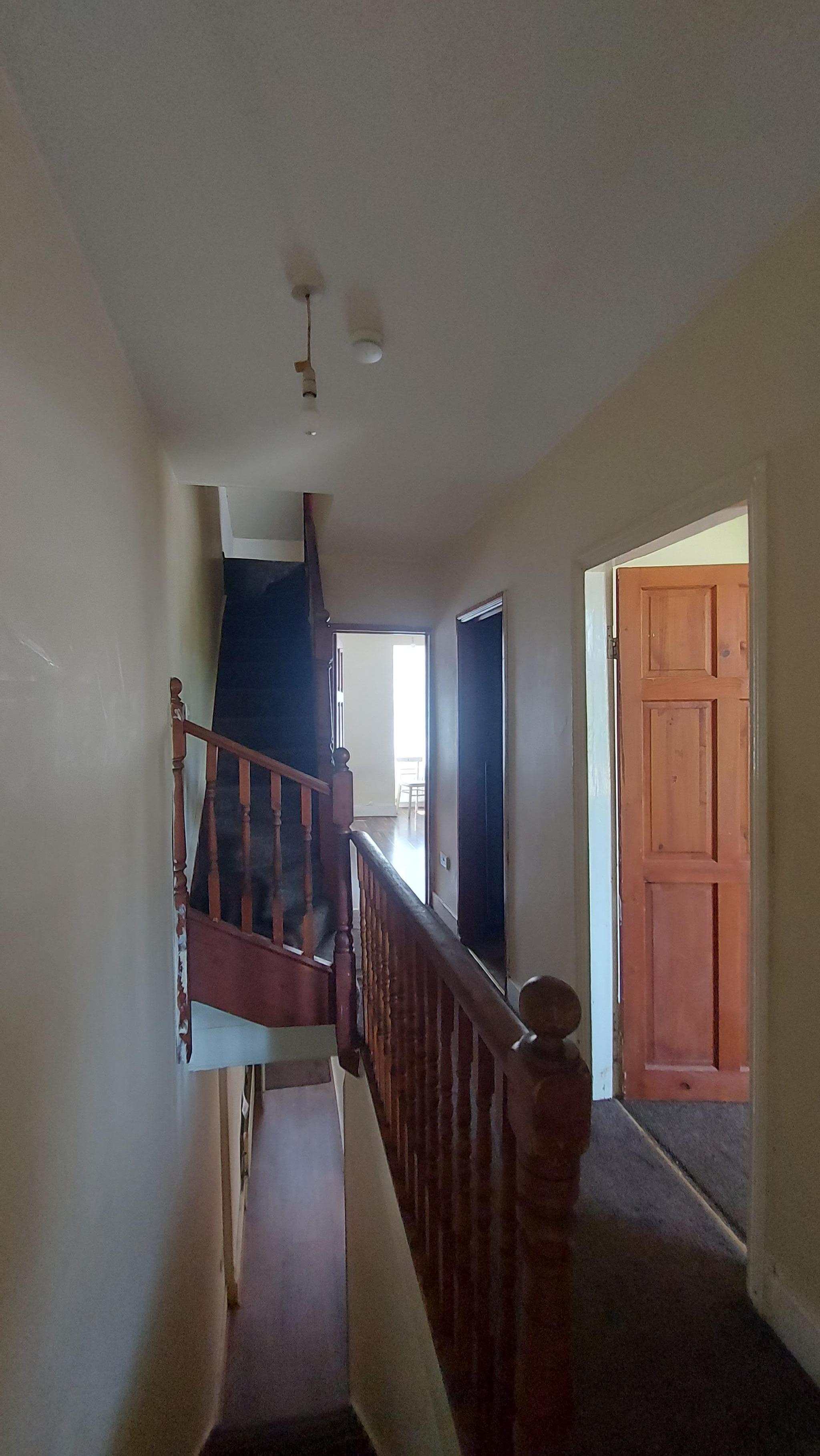 3 bedroom flat flat/apartment To Let in High Wycombe - Property photograph.