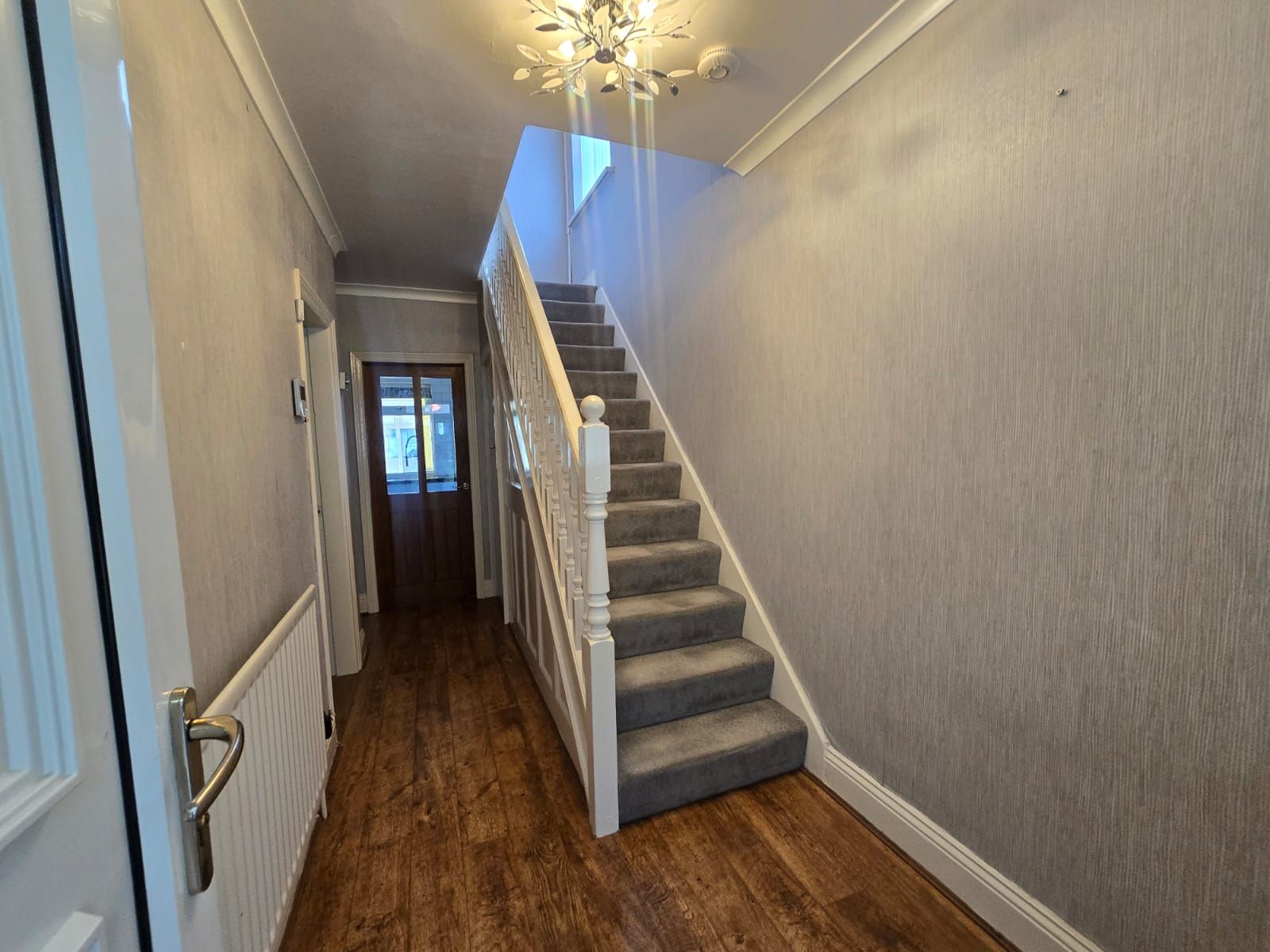 3 bedroom semi-detached house To Let in Shipley - Property photograph.