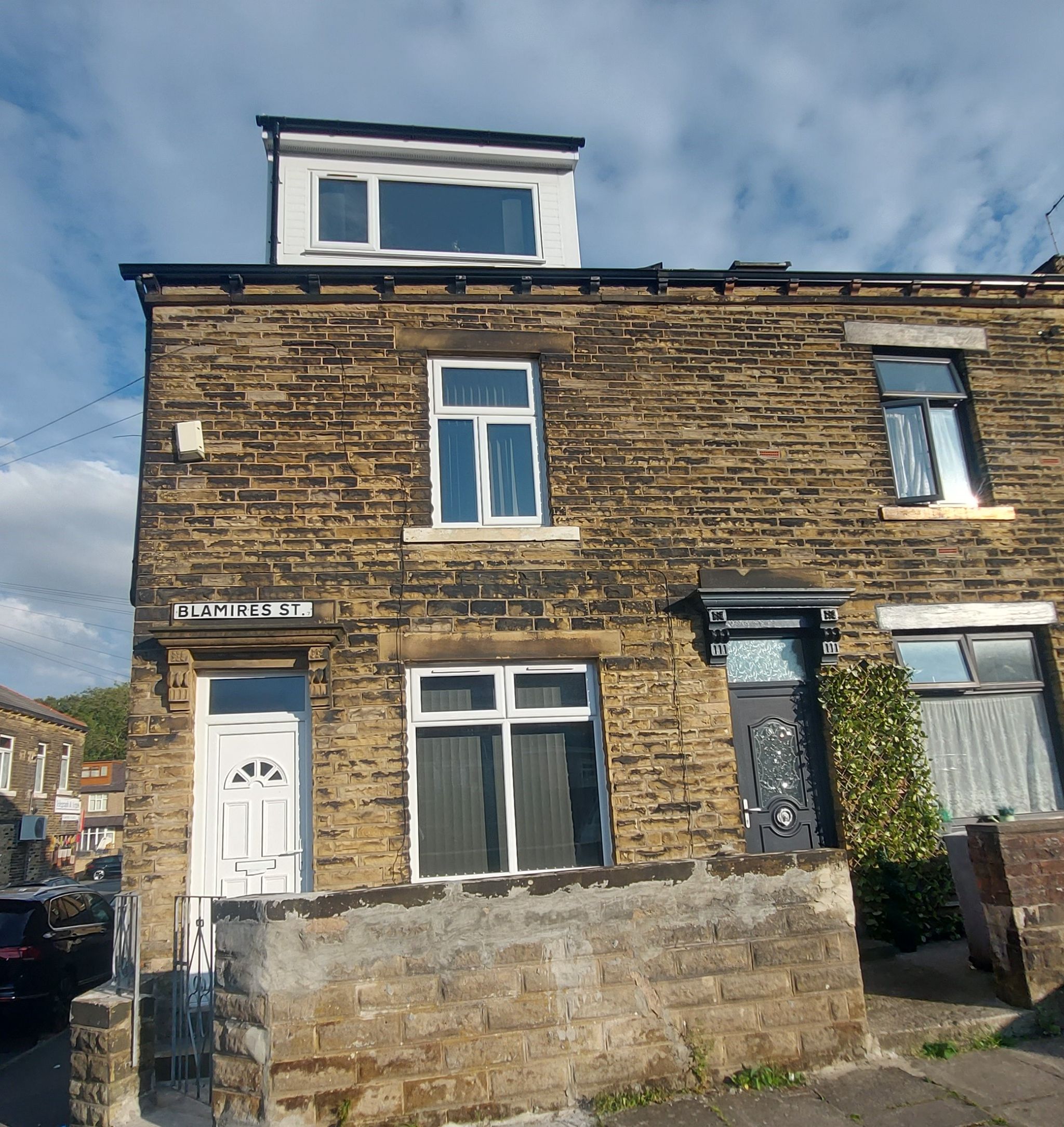 4 bedroom end terraced house To Let in Bradford - Property photograph.