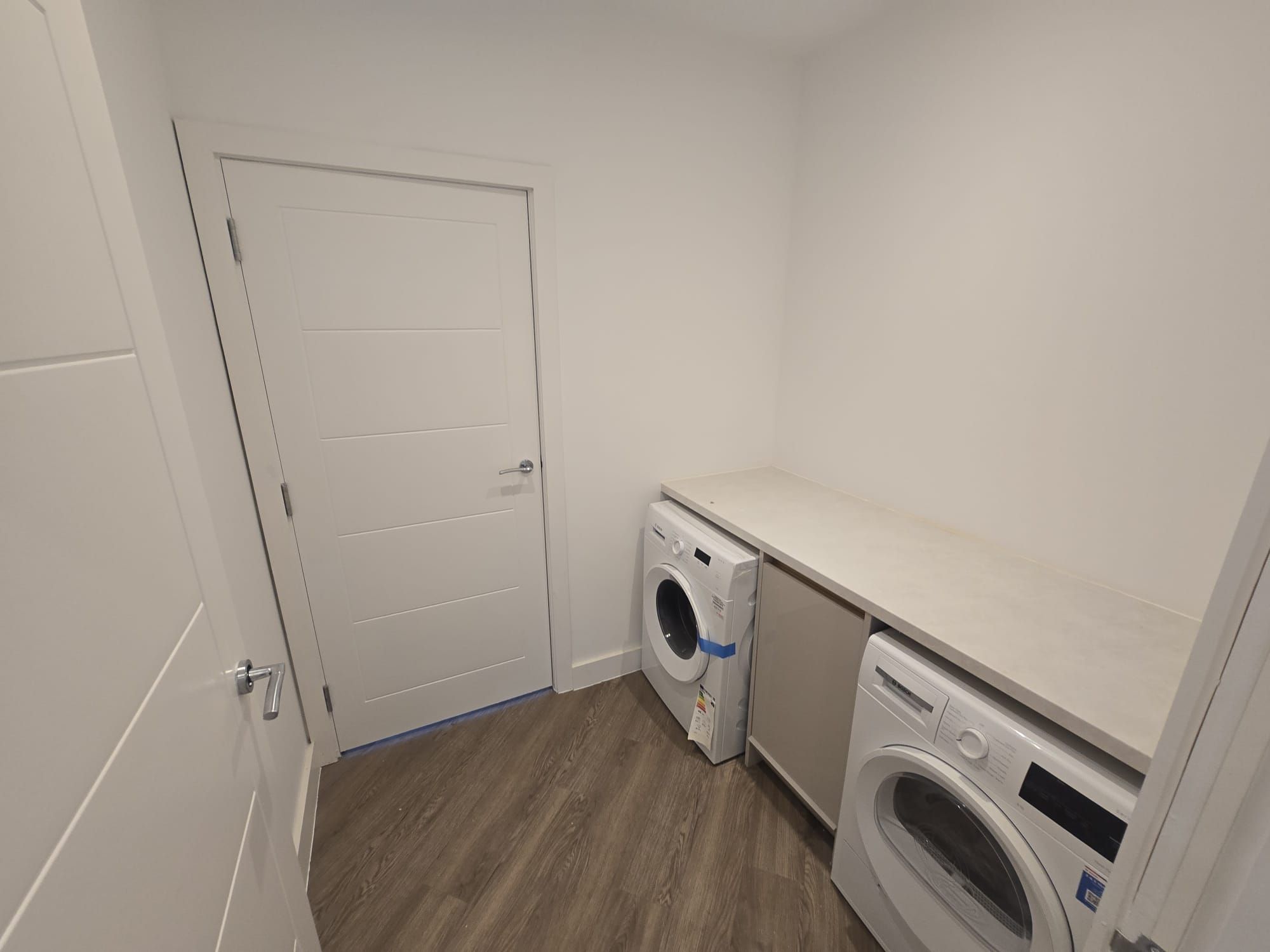 4 bedroom detached house For Sale in Bradford - Property photograph.