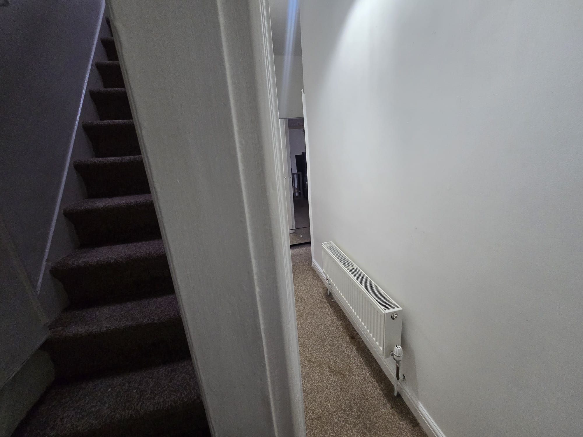 3 bedroom mid terraced house To Let in Bradford - Property photograph.