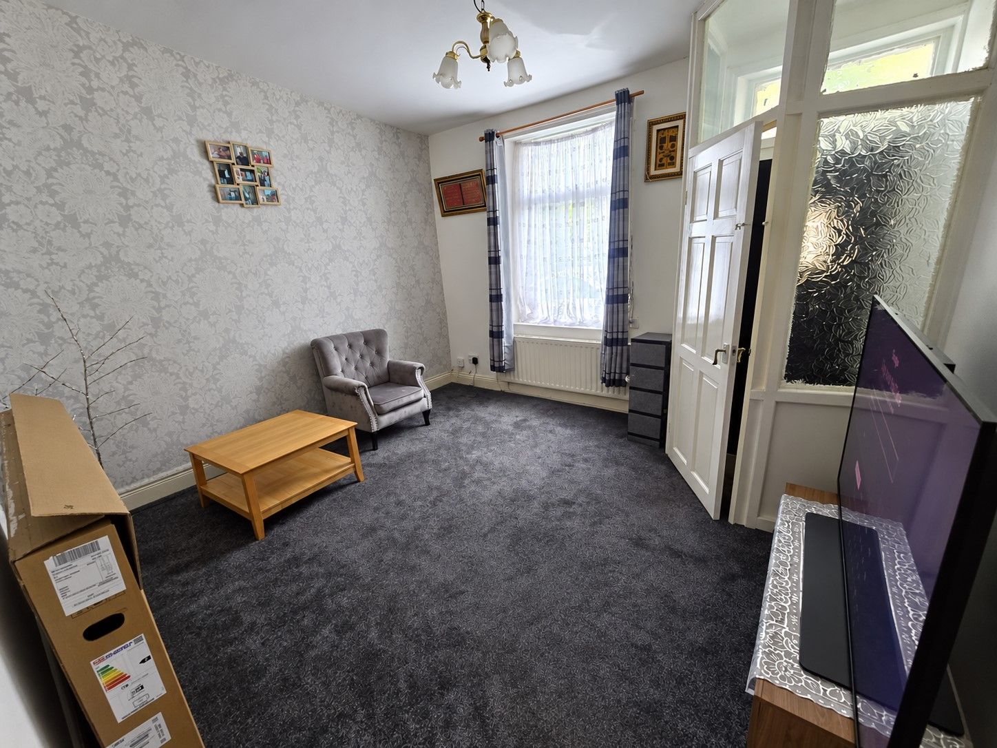 3 bedroom end terraced house For Sale in Bradford - Property photograph.