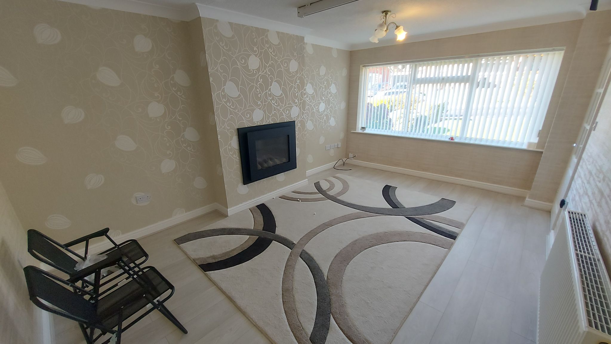 3 bedroom semi-detached bungalow To Let in Bradford - Property photograph.