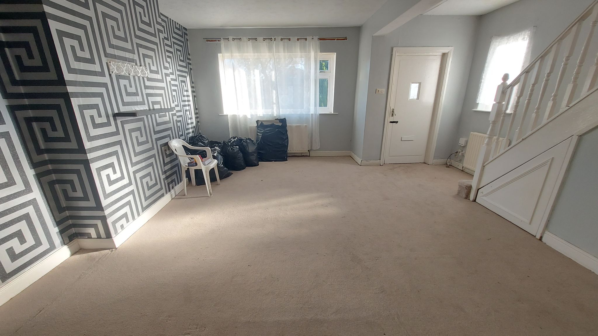 3 bedroom semi-detached house To Let in Bradford - Property photograph.