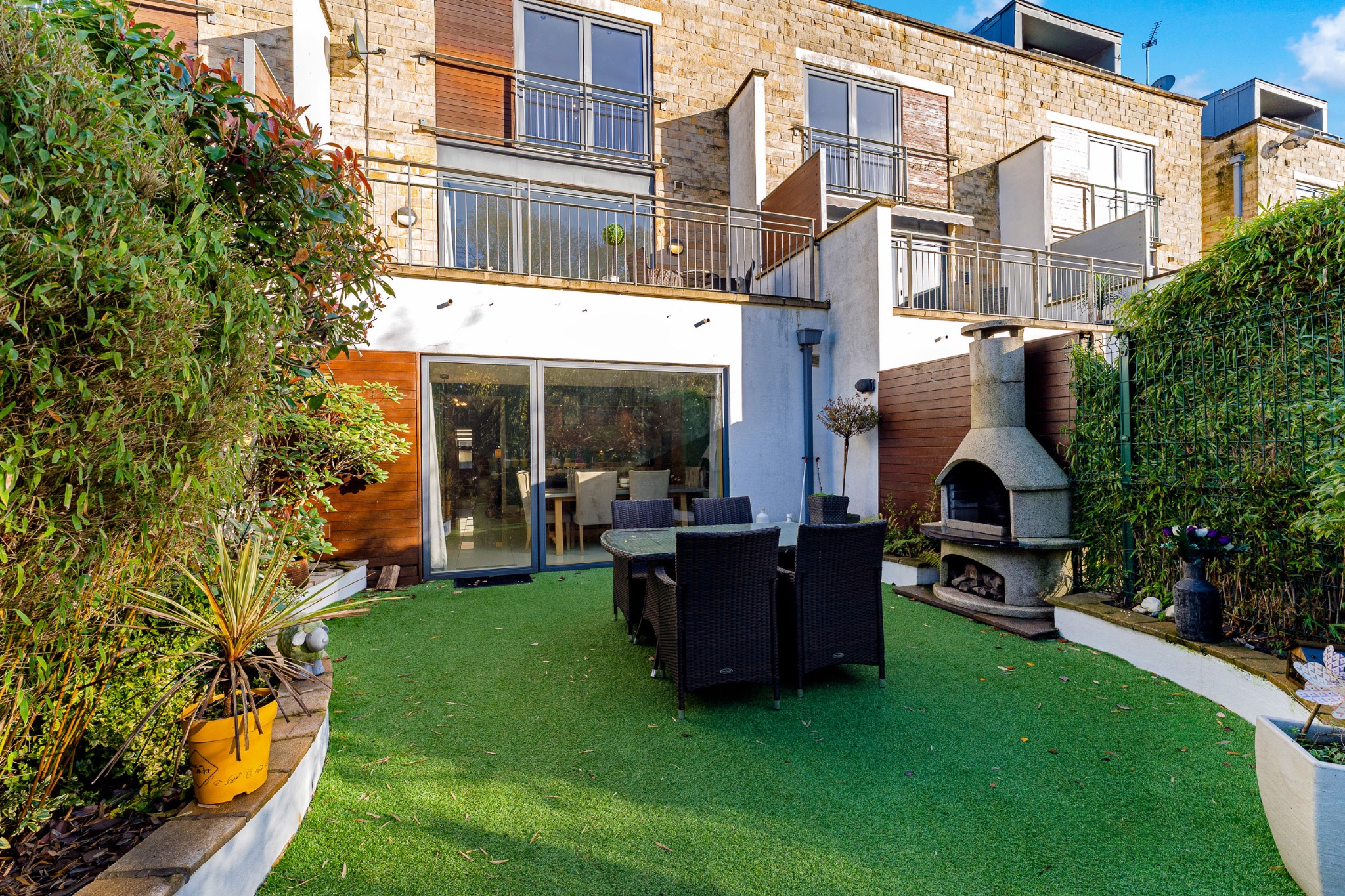 3 bedroom town house SSTC in Bolton - Photograph 91.