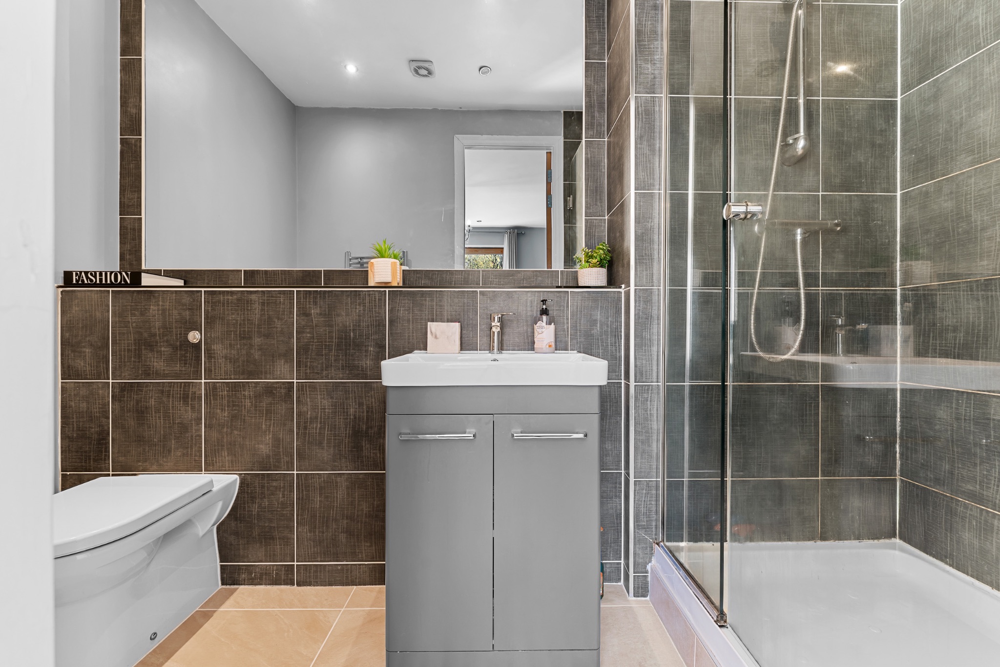 3 bedroom town house SSTC in Bolton - Photograph 87.