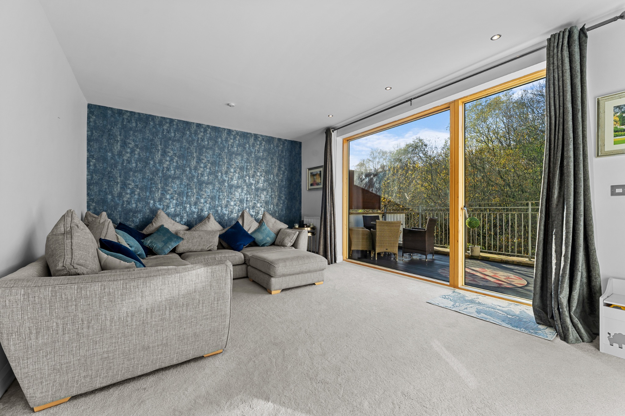 3 bedroom town house SSTC in Bolton - Photograph 74.