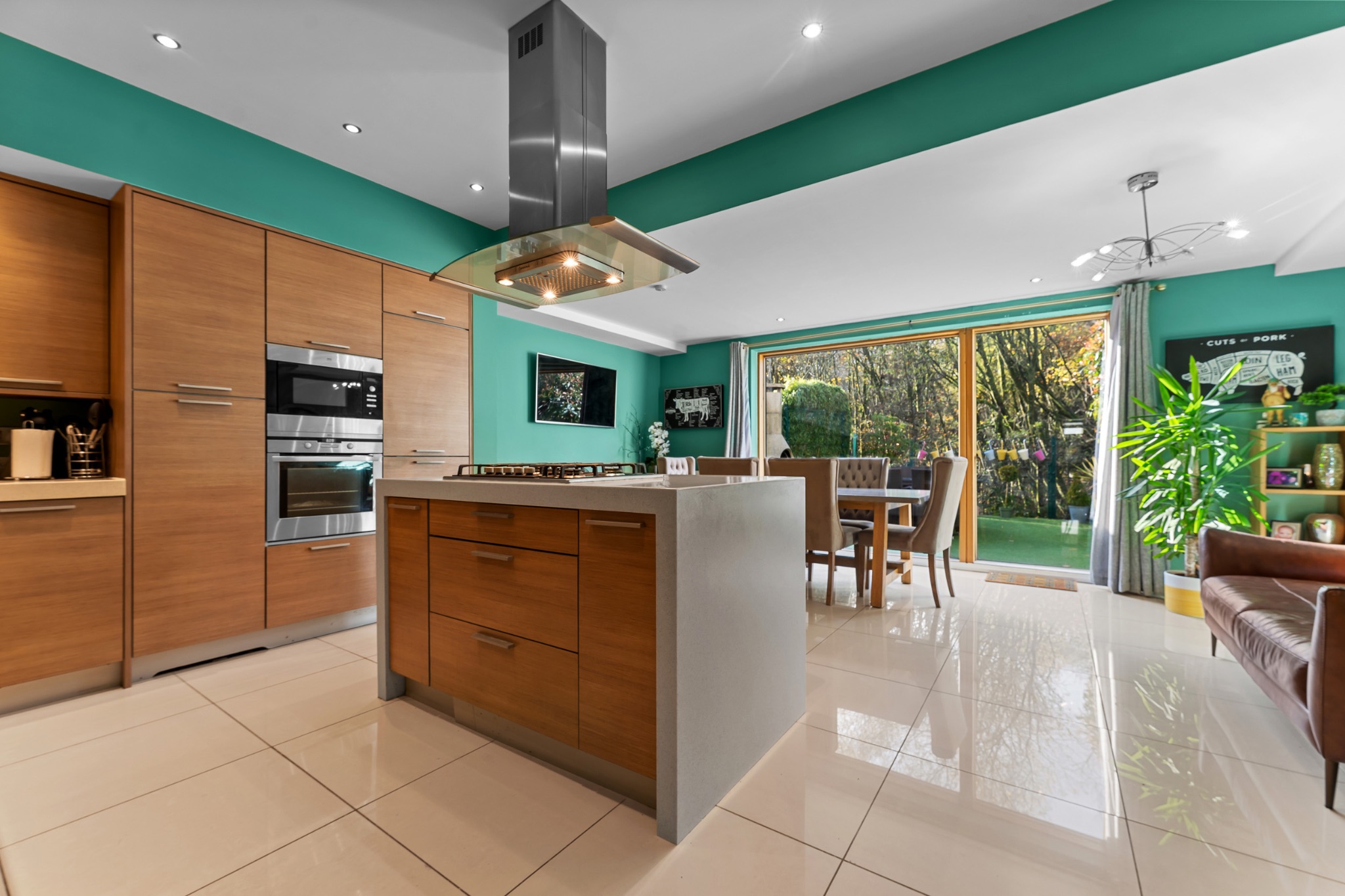 3 bedroom town house SSTC in Bolton - Photograph 61.