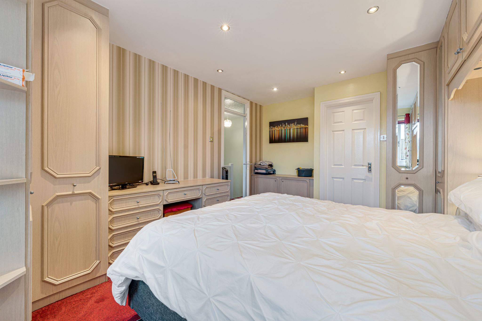 3 bedroom semi-detached house Sale Agreed in Bolton - Photograph 15.