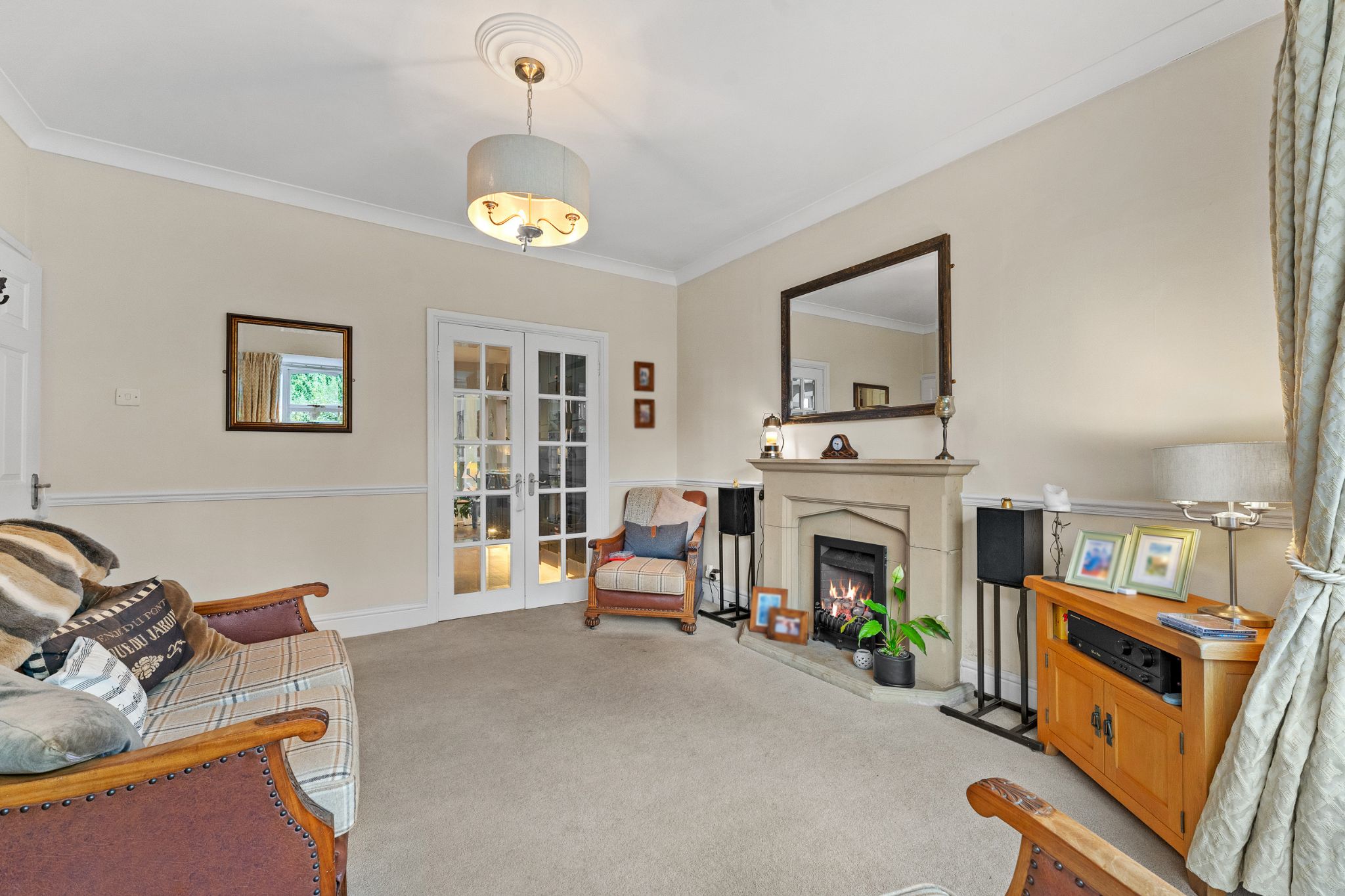 3 bedroom detached house Sale Agreed in Bolton - Photograph 9.