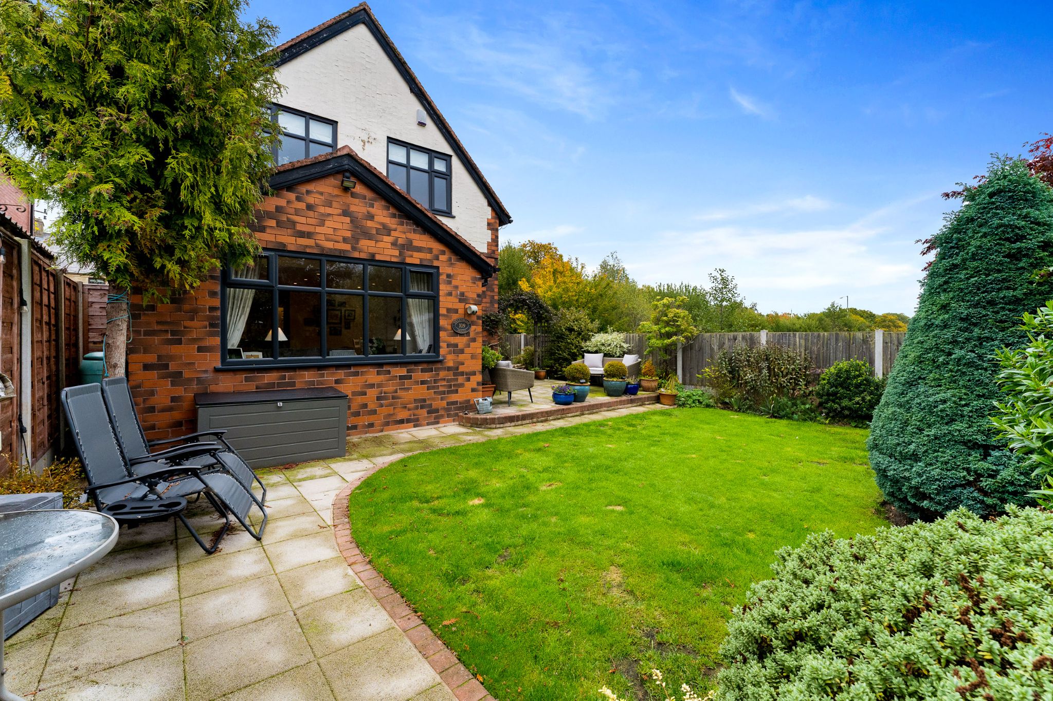 3 bedroom detached house Sale Agreed in Bolton - Photograph 44.