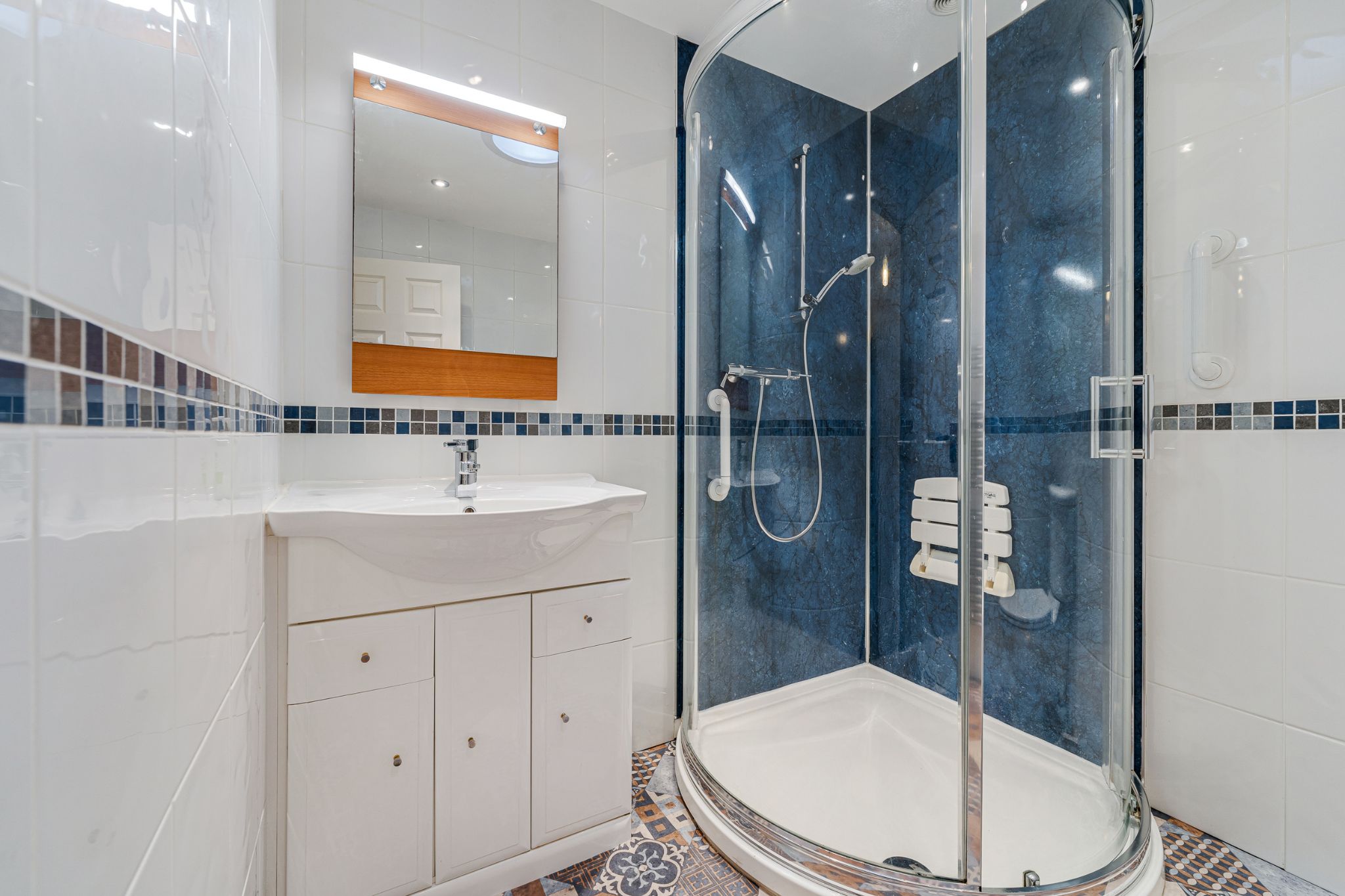 2 bedroom mid terraced house For Sale in Bolton - Photograph 25.