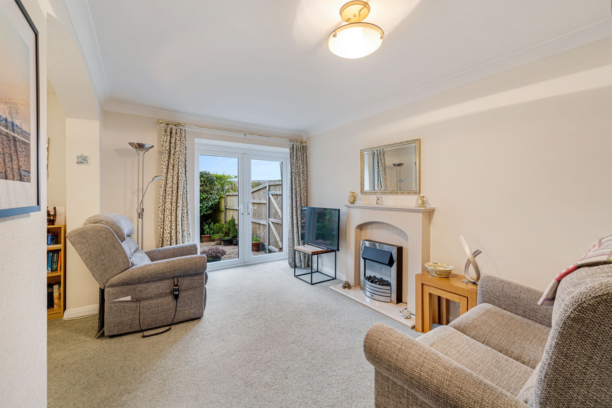 2 bedroom mid terraced house For Sale in Bolton - Photograph 9.