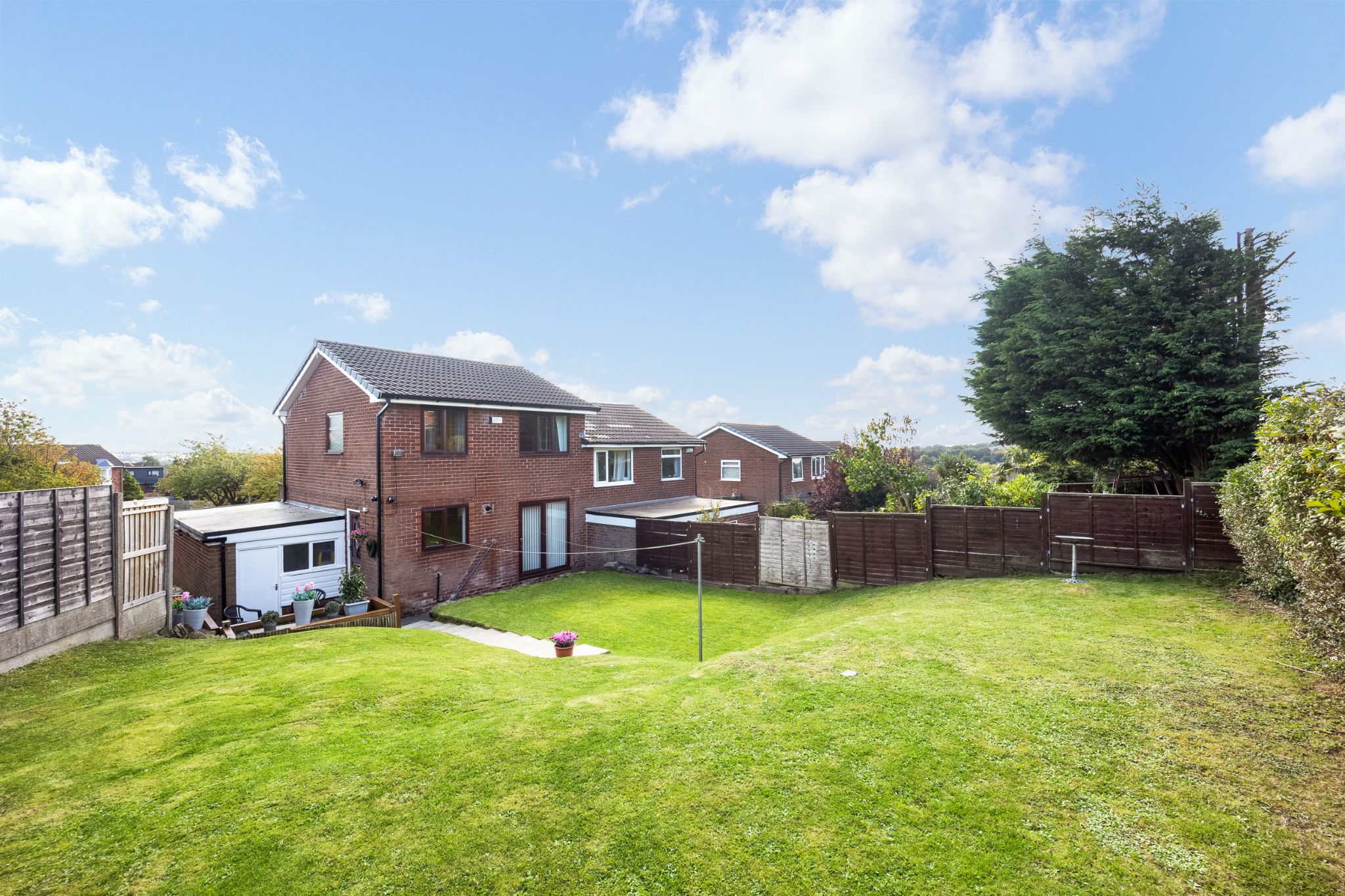 3 bedroom semi-detached house Sale Agreed in Bolton - Photograph 37.