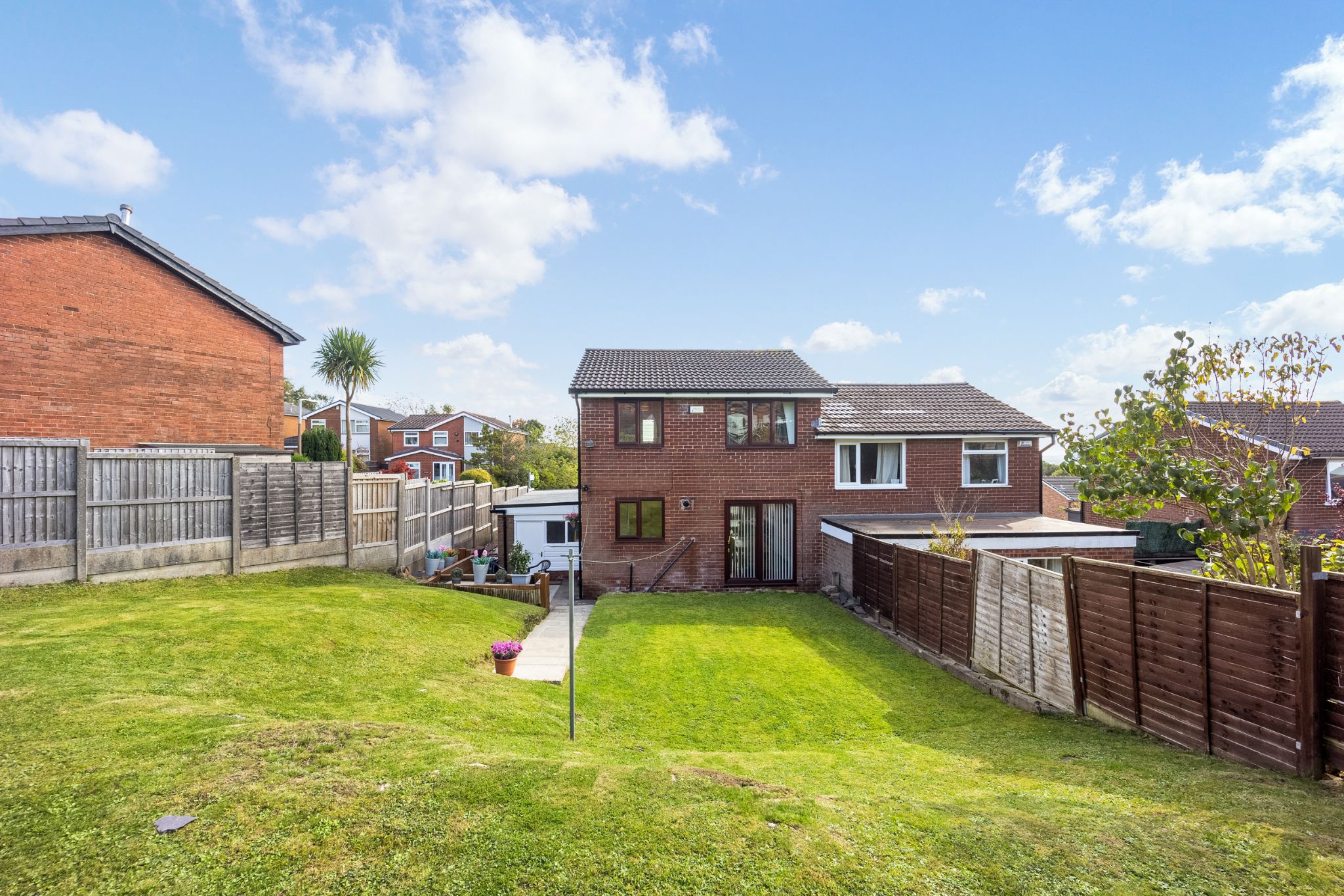 3 bedroom semi-detached house Sale Agreed in Bolton - Photograph 36.