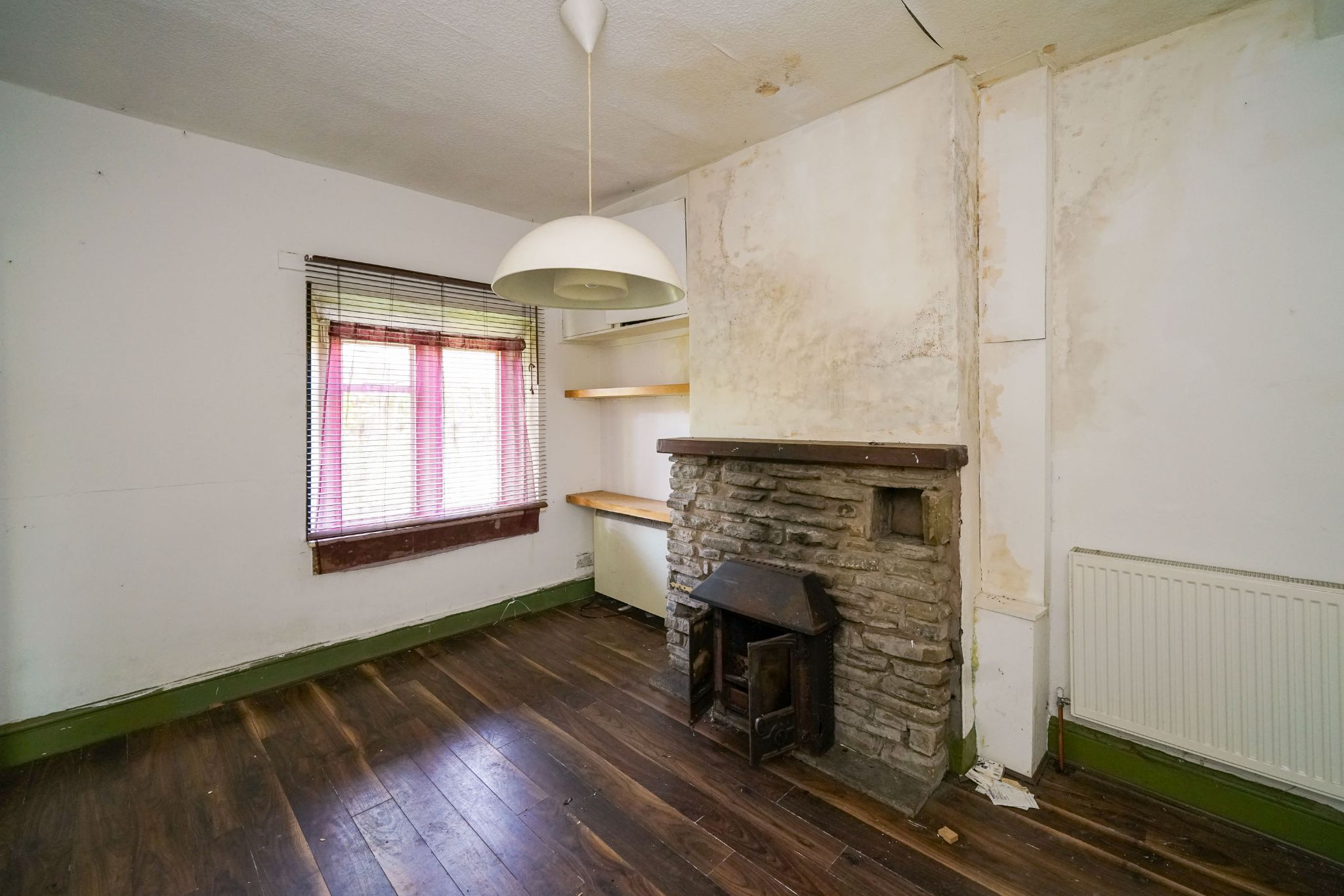 2 bedroom detached bungalow Sale Agreed in Bolton - Photograph 11.